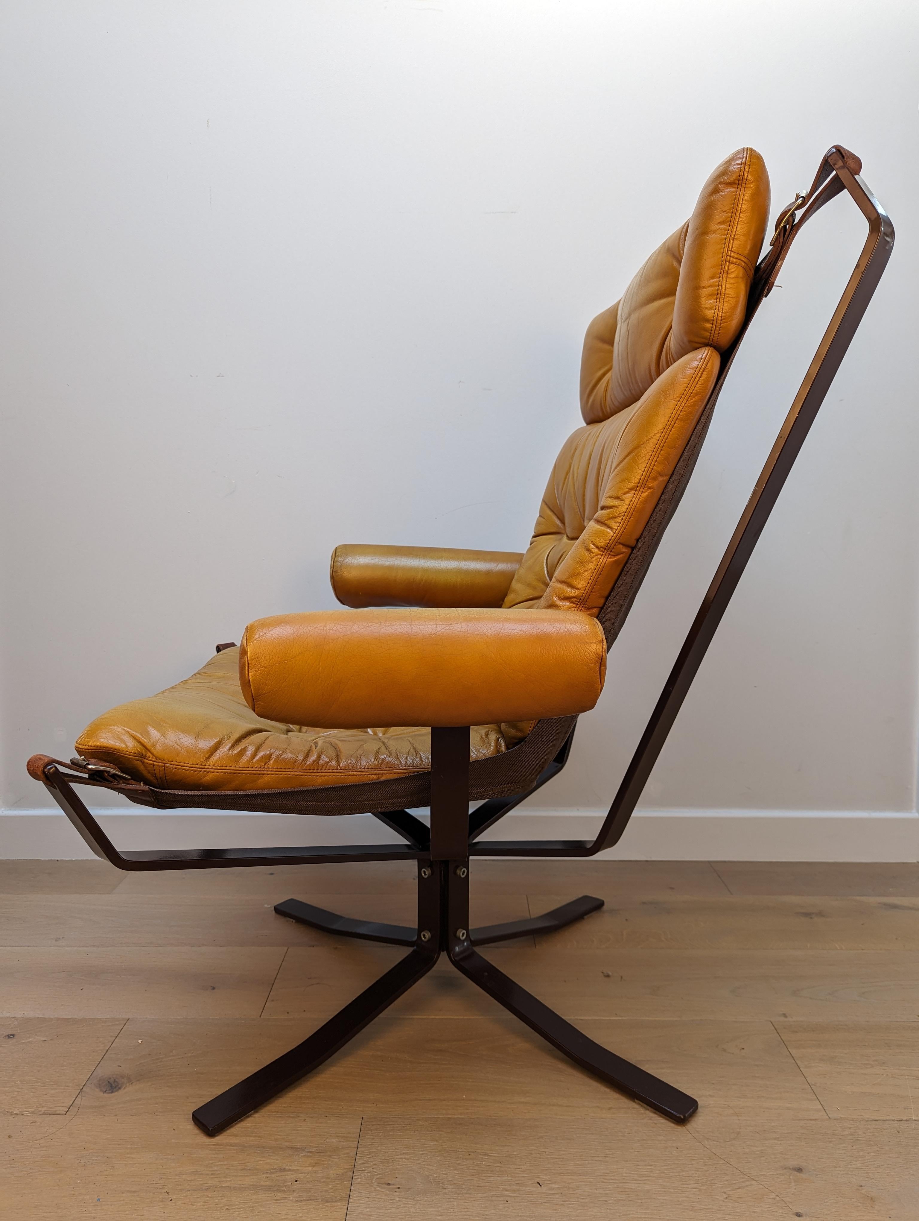 Mid-Century Modern A mid-century Danish ''Superstar'' by Sigurd Ressell for Trygg Mobler For Sale