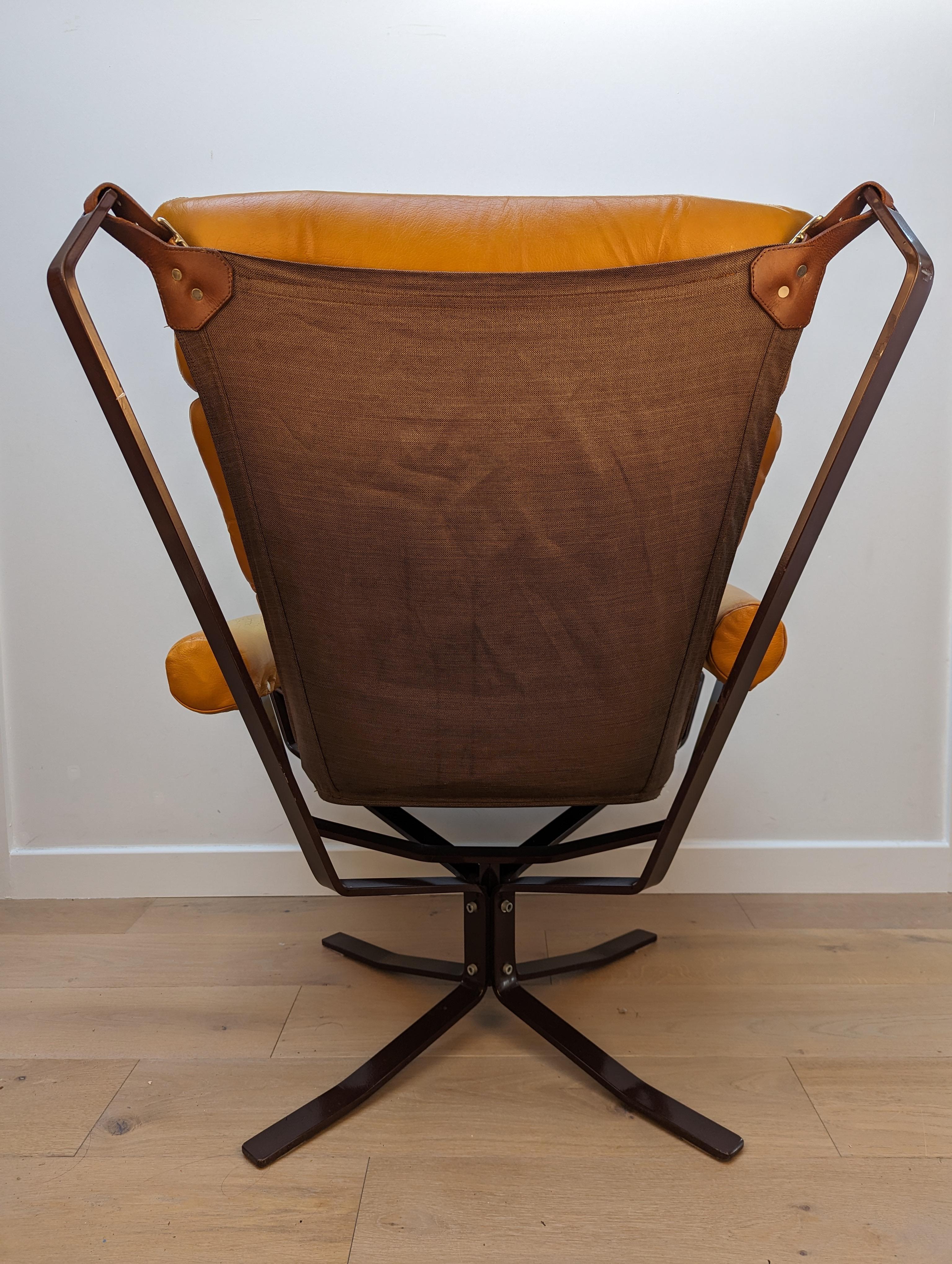 A mid-century Danish ''Superstar'' by Sigurd Ressell for Trygg Mobler For Sale 1