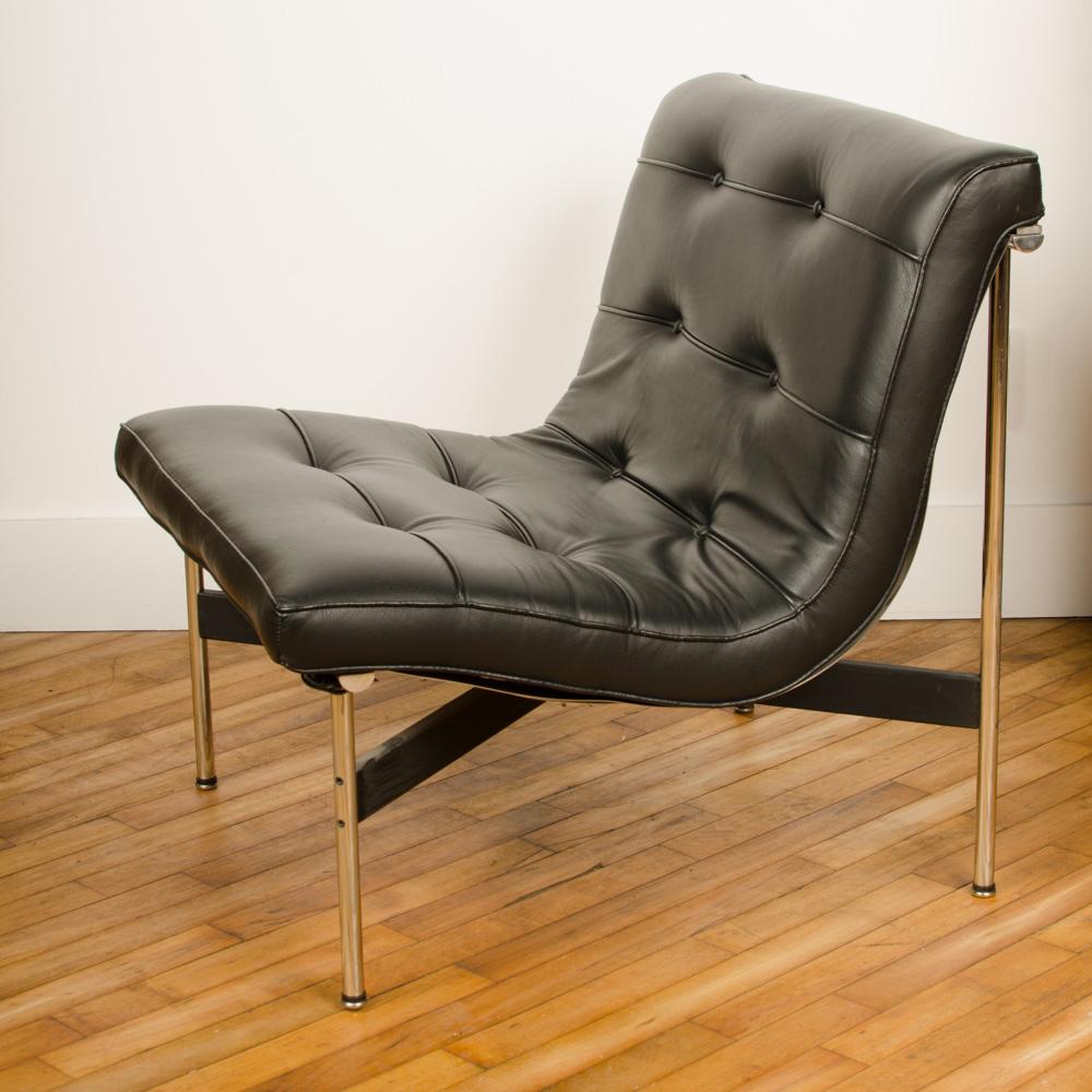 Mid-Century Designed Black Leather Lounge Chair, 1952 1