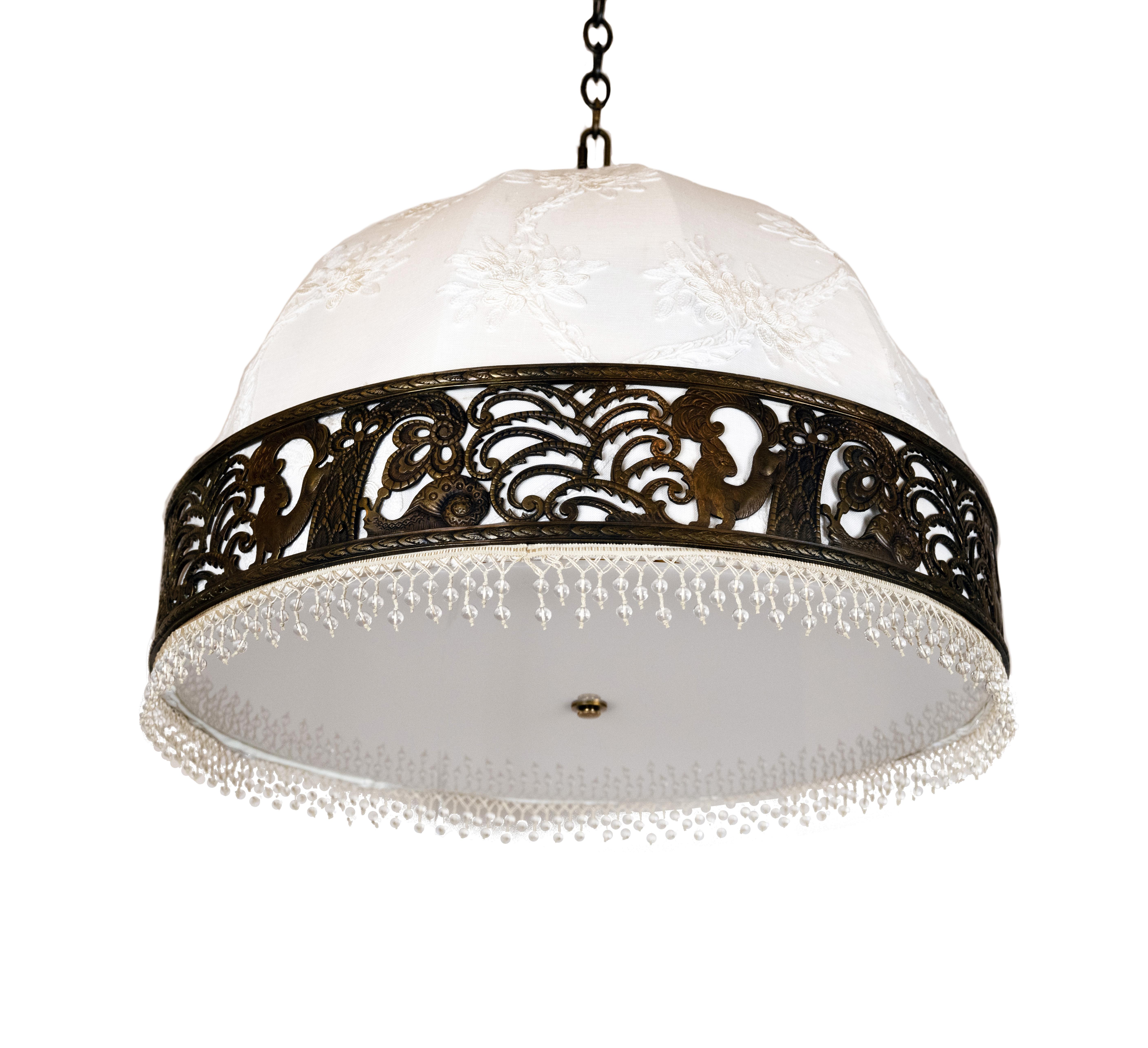 Metà XX secolo A Mid-Century Domed Pendant Light in vendita