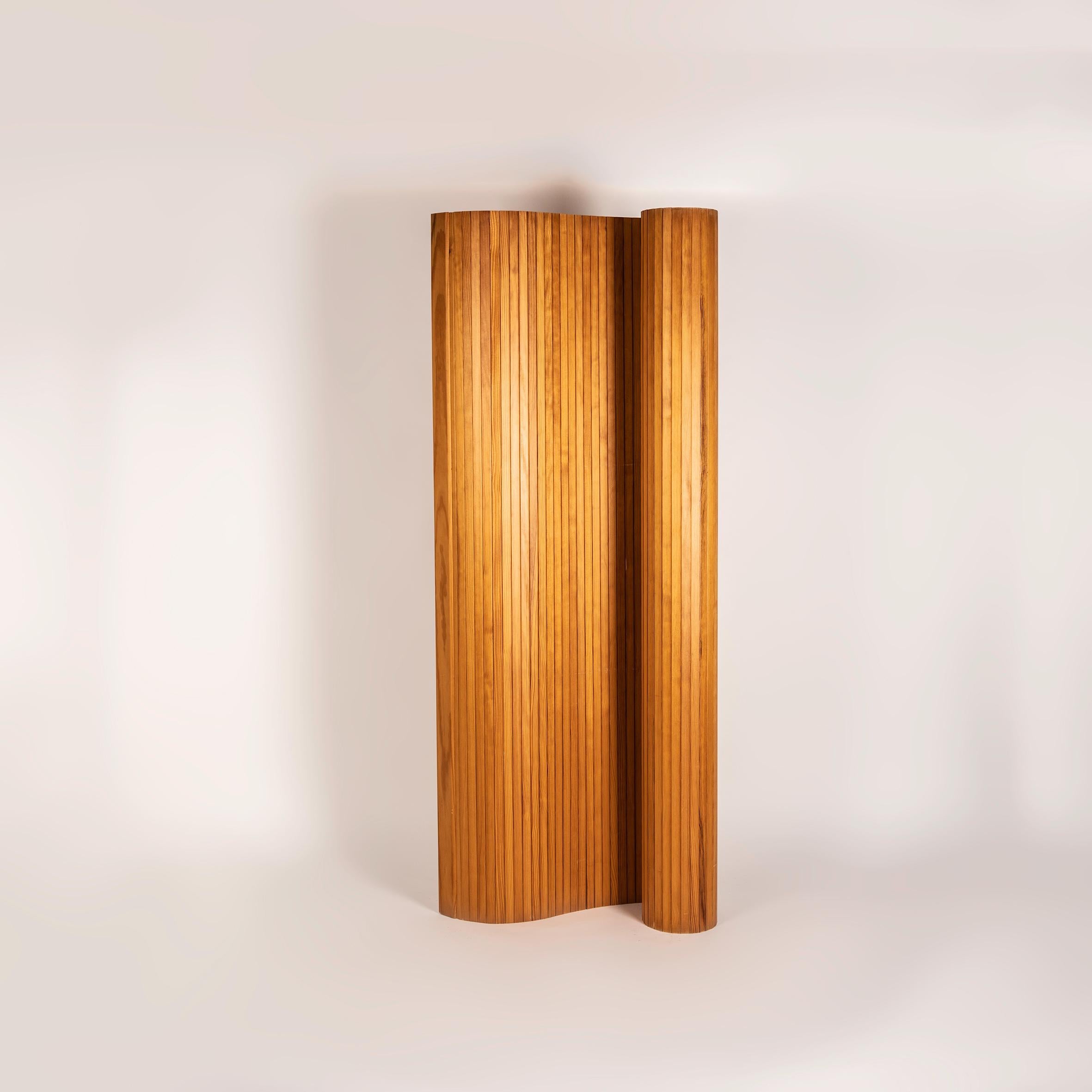 Wood A Mid-century folding Screen in the style of Alvar Aalto 