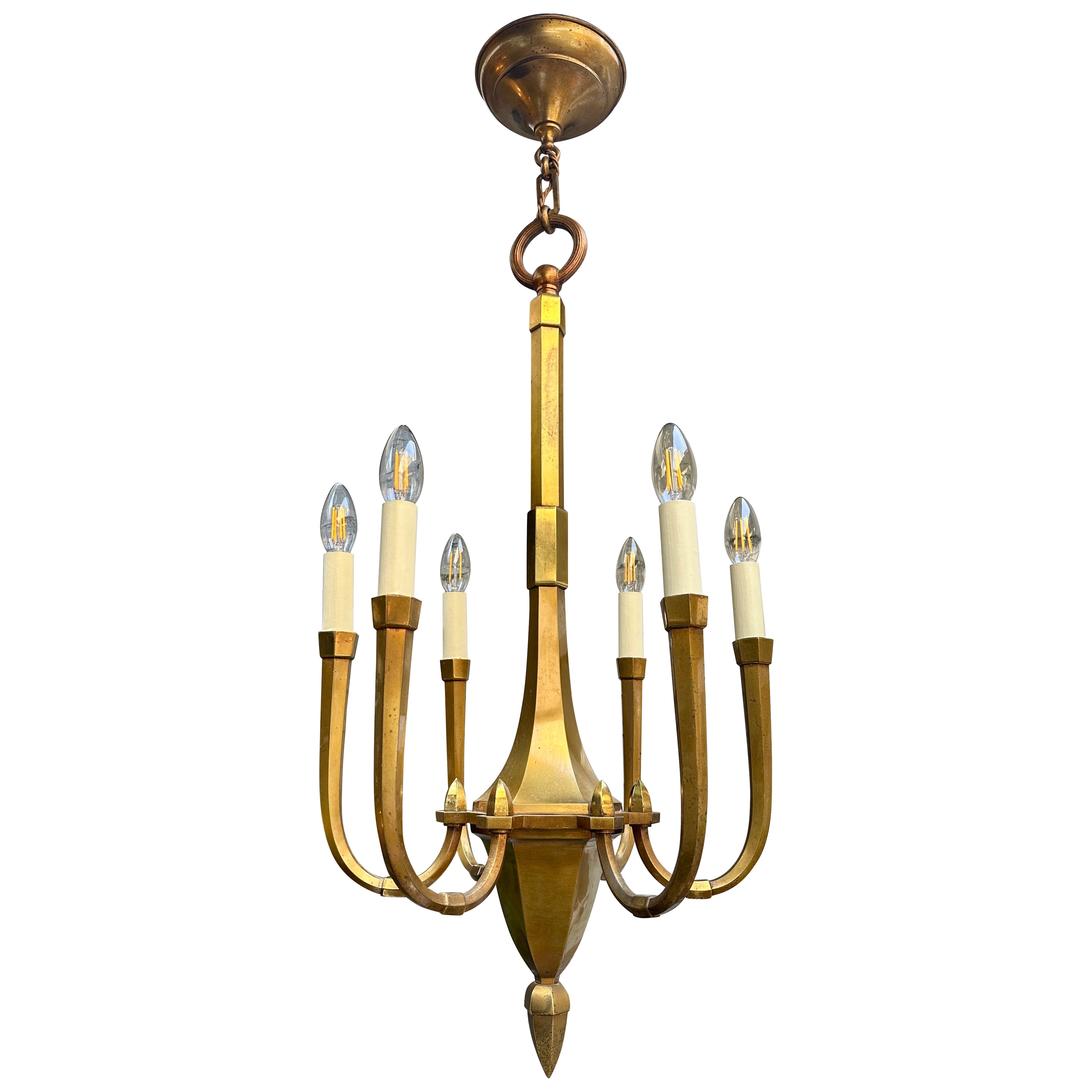 Lampadario in ottone della metà del secolo scorso attribuito a Guglielmo Ulrich