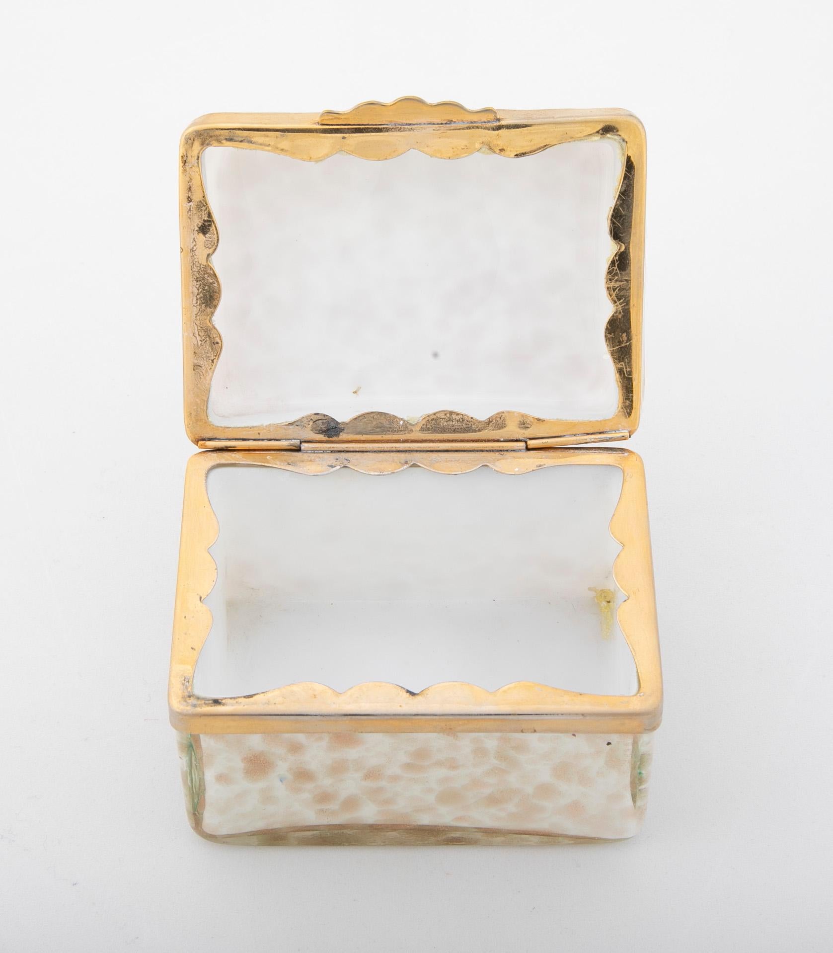 20th Century Midcentury Italian Murano White Opaline Aventurine Cased Glass Box