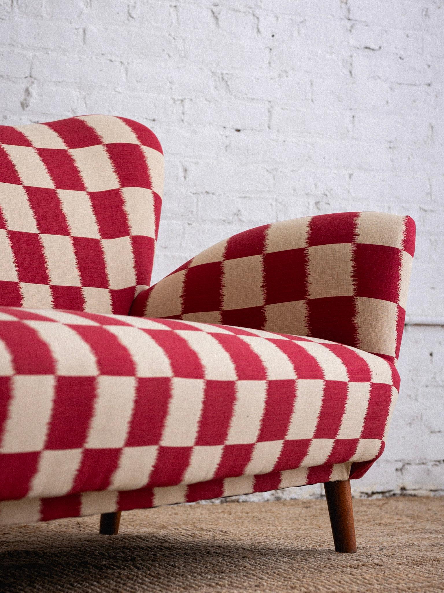 20th Century A Mid Century Italian Sofa in Checkered Jacquard For Sale