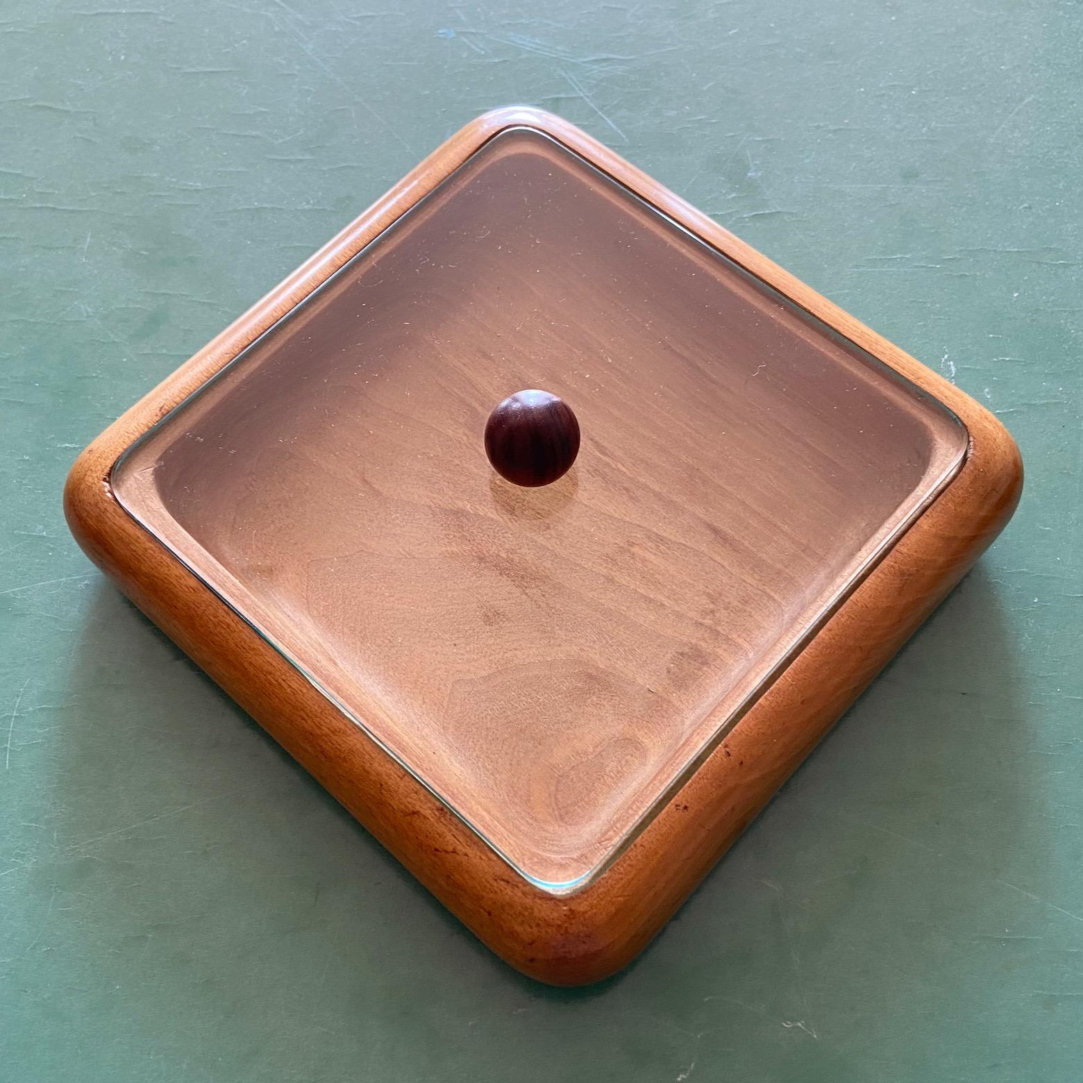 a mid-century Italian wood and glass table top box in the manner of Fontana Arte For Sale 1