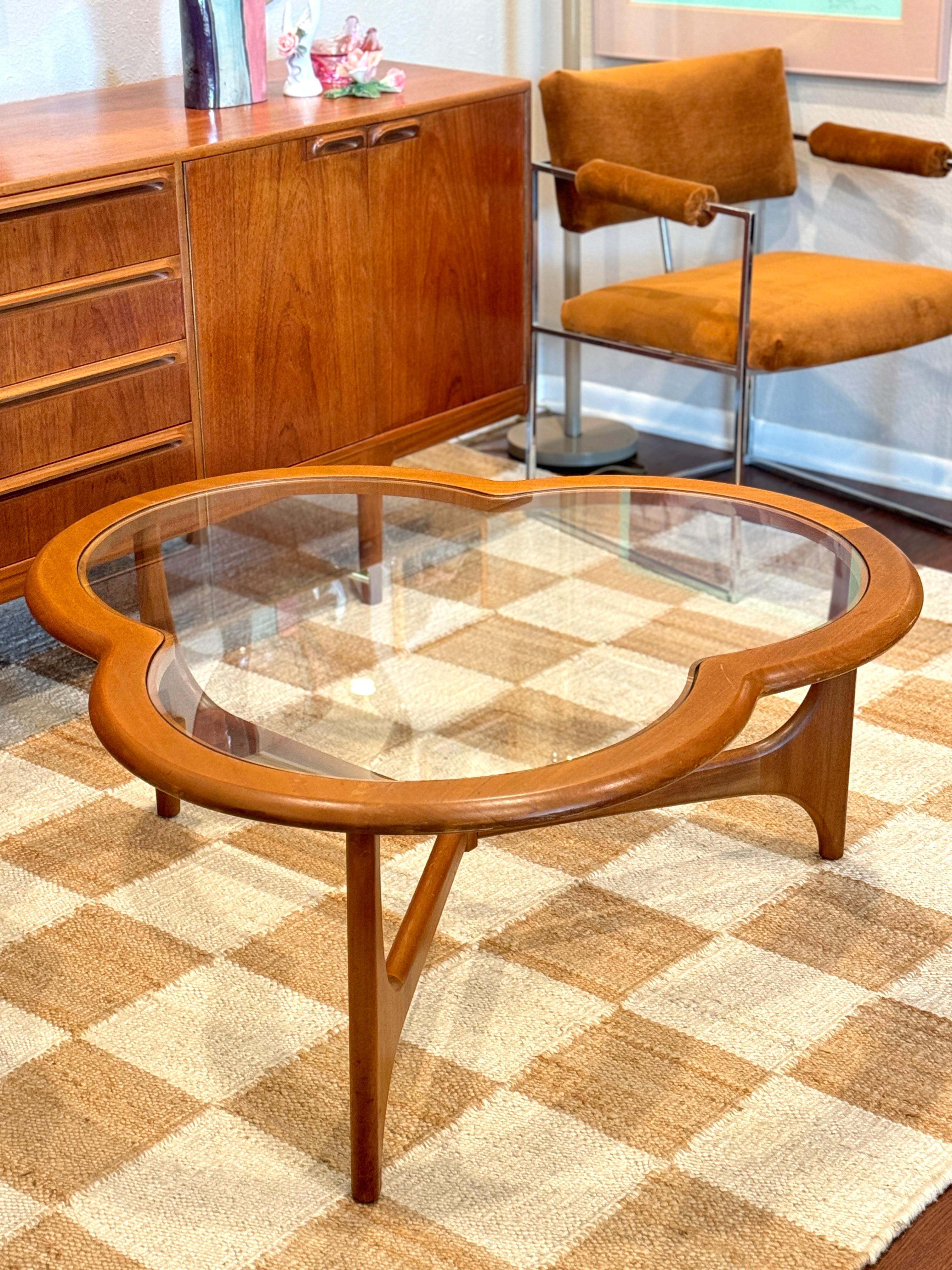 Late 20th Century A mid century modern 3 leaf clover coffee table from the Stonehill Stateroom