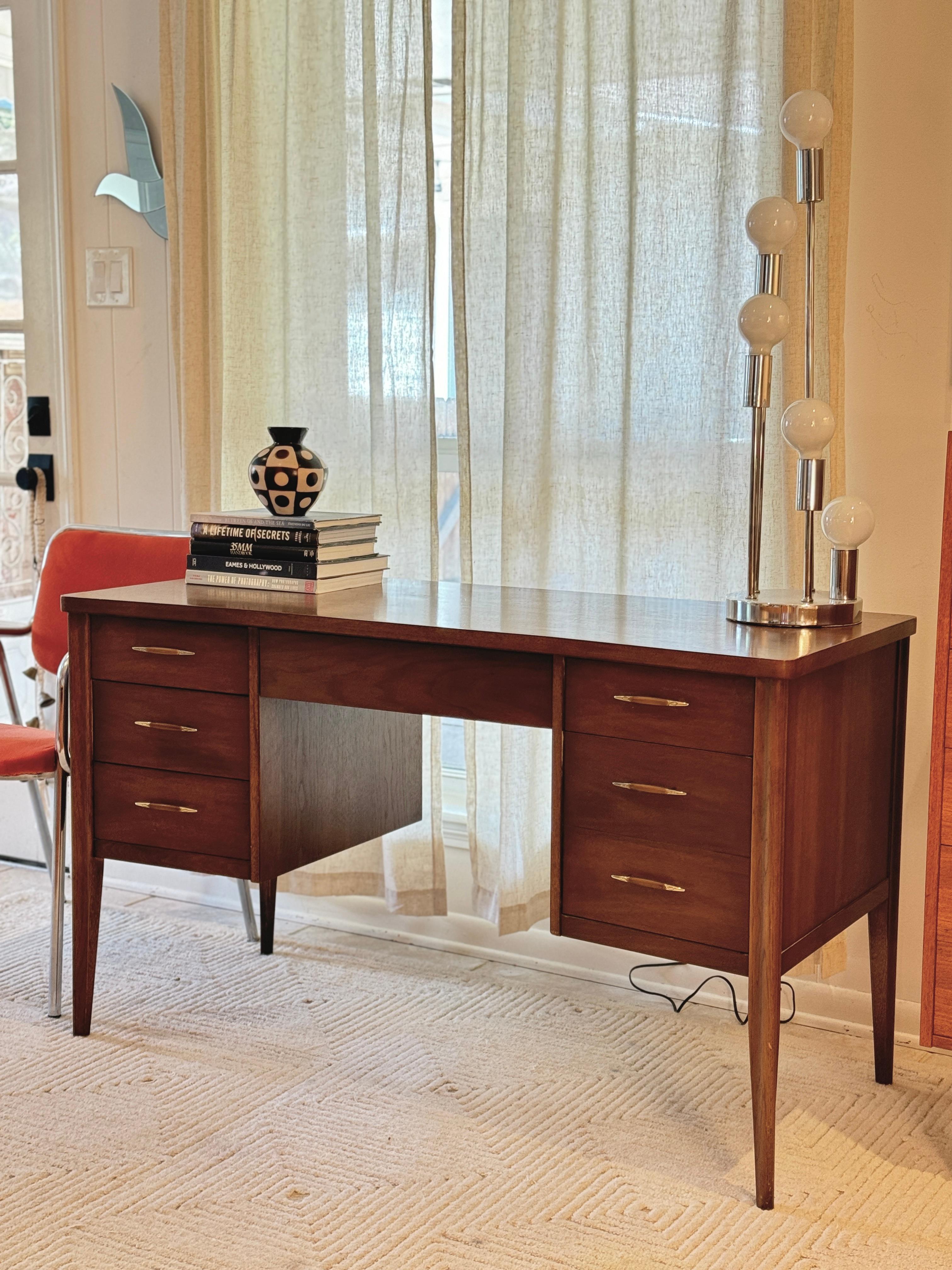 A mid century modern American icon, the Saga desk by Broyhill 5