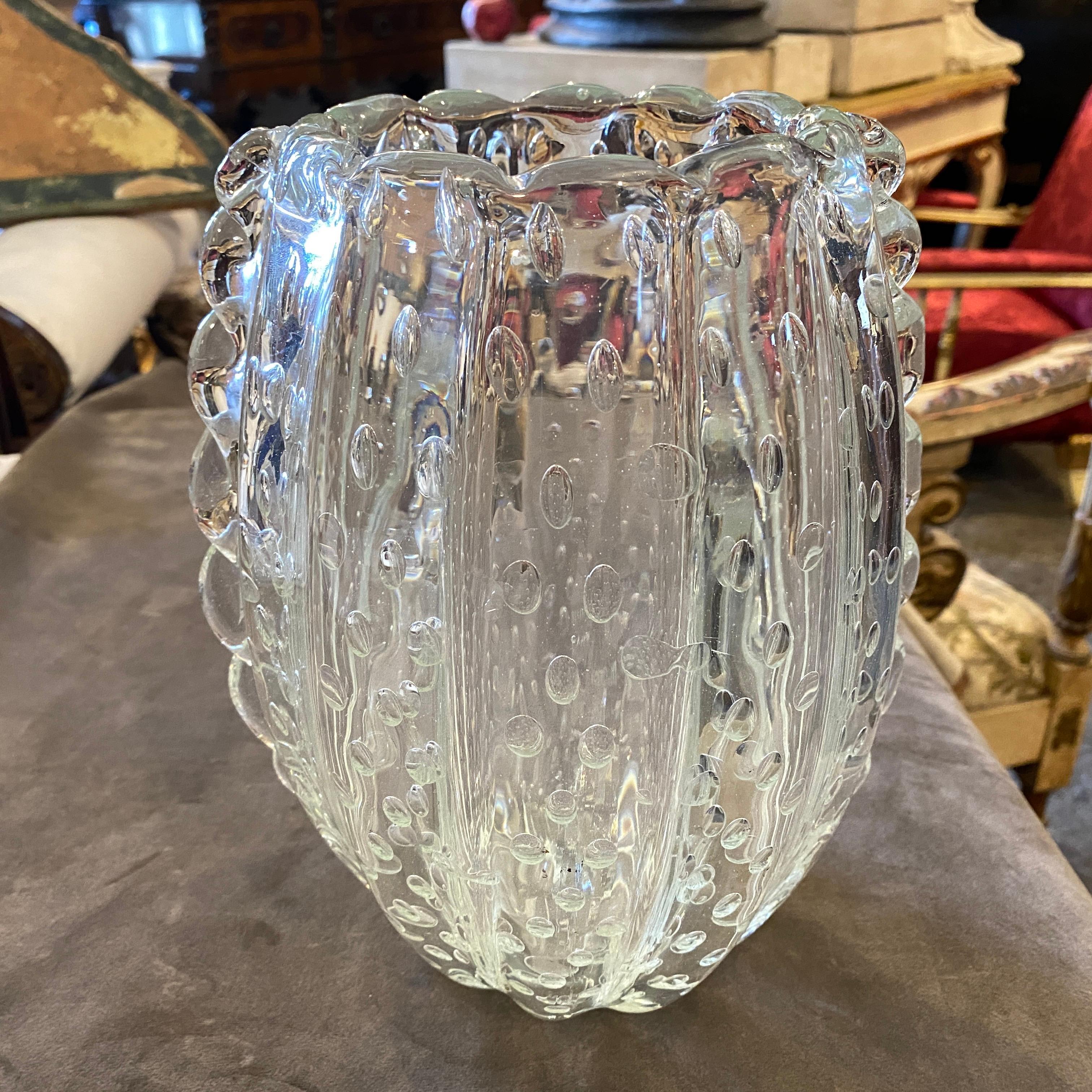 Hand-Crafted Mid-Century Modern Barovier e Toso Translucent Murano Glass Vase, 1960s