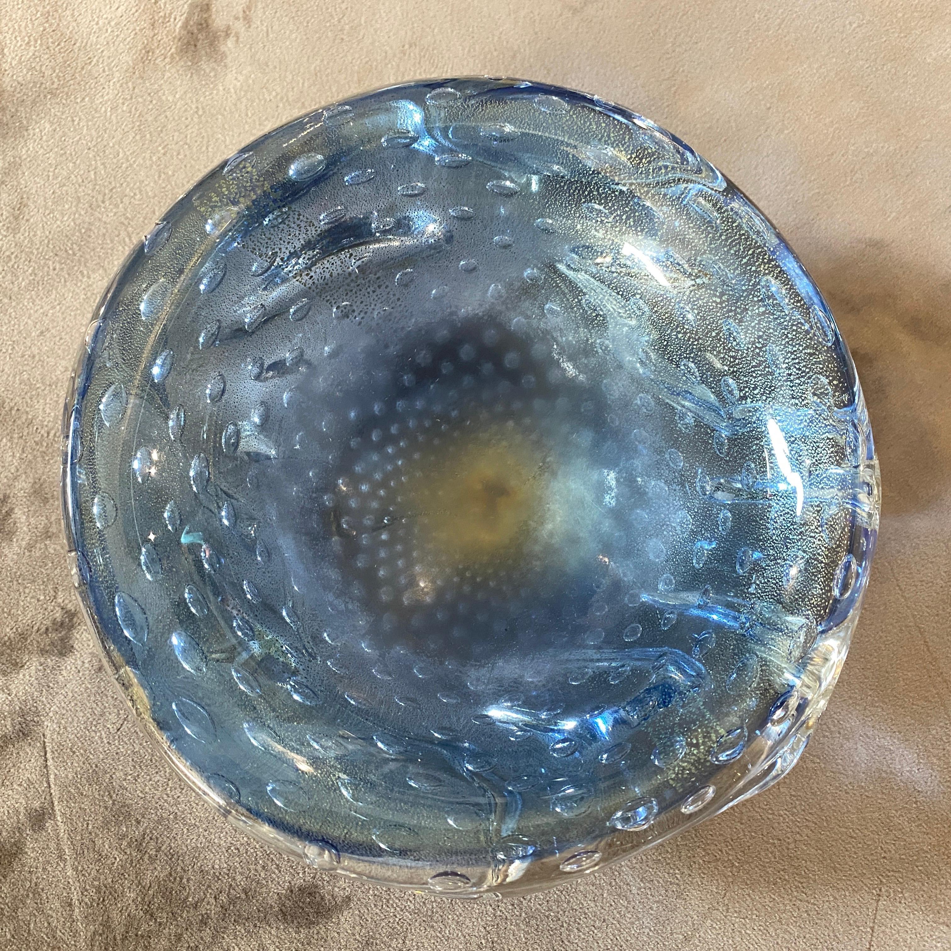 A Murano glass ashtray in perfect conditions. It has been made by Seguso in the 1960s.