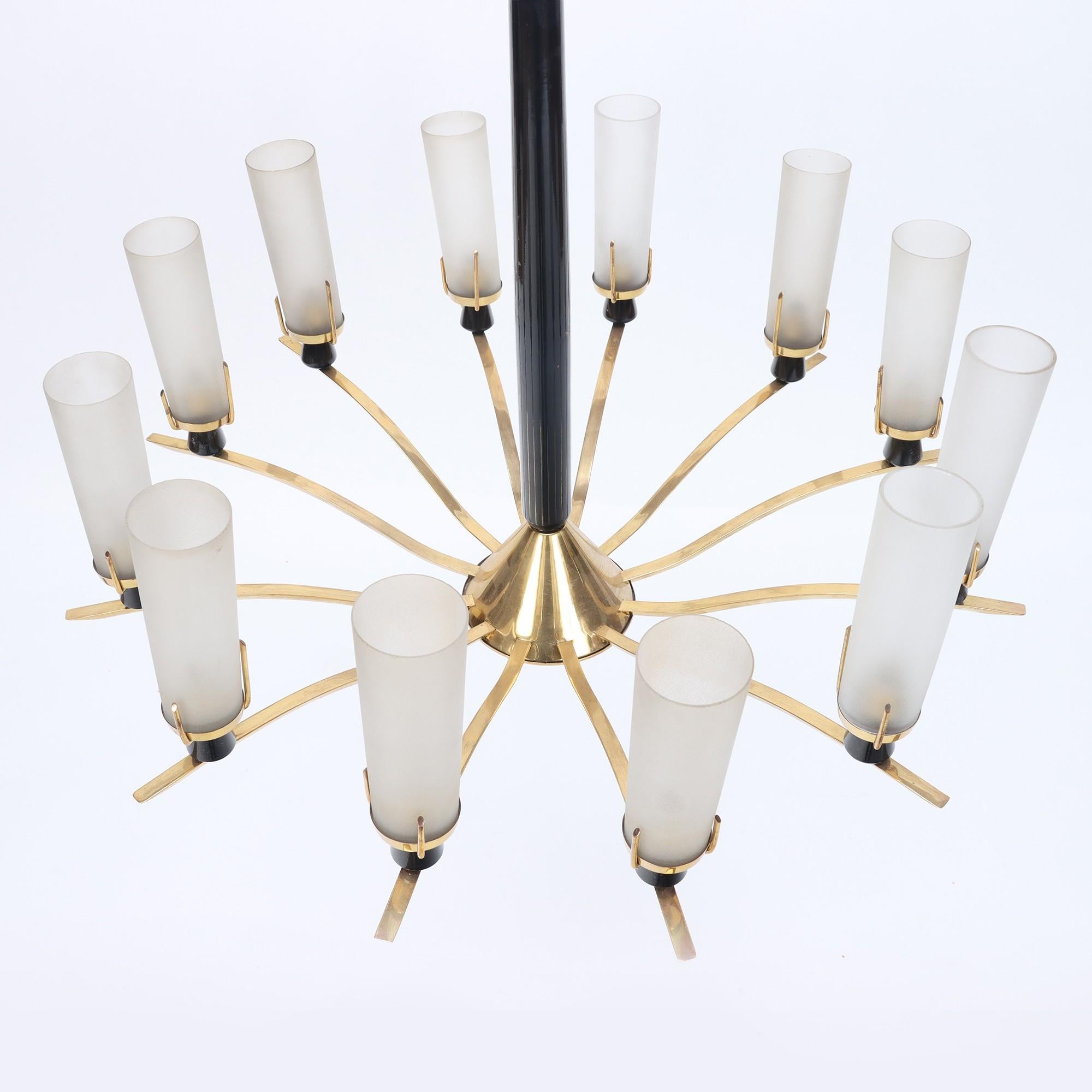 Mid-Century Modern Brass Chandelier in the Style of T.Parzinger, circa 1950 1