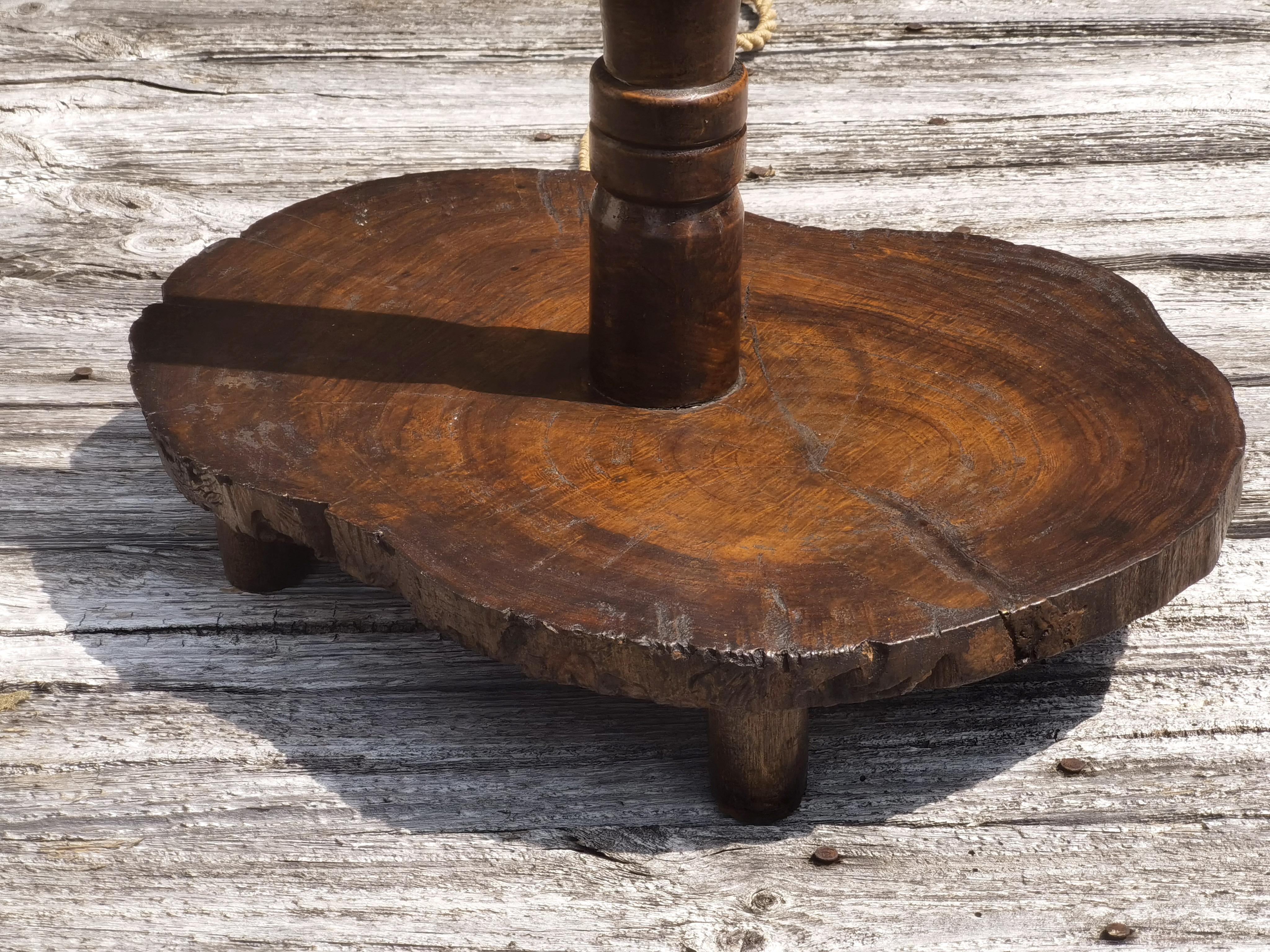 Brutalist A MID-CENTURY-MODERN BRUTALIST Wooden FLOOR LAMP, France 1950 For Sale