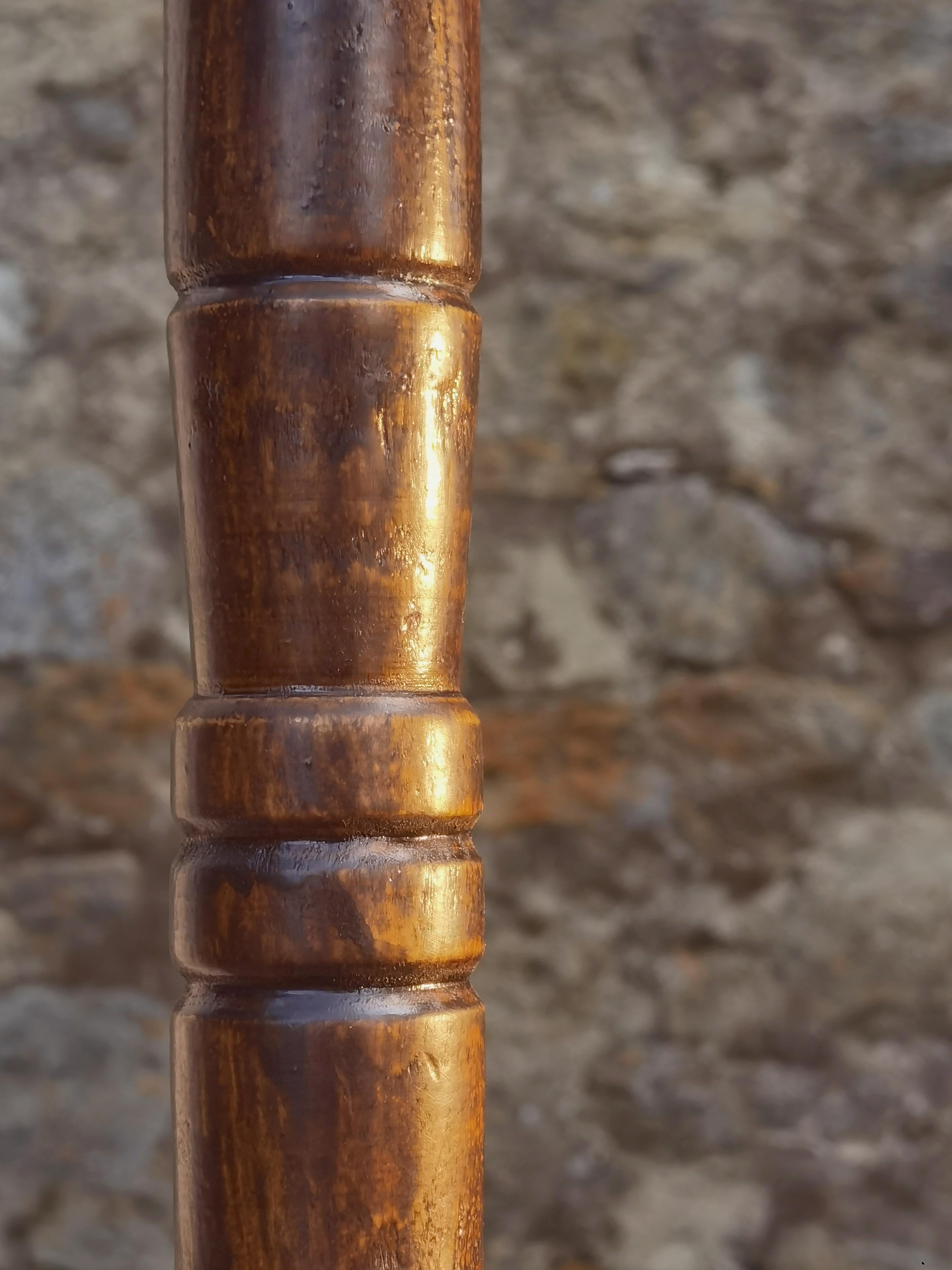 French A MID-CENTURY-MODERN BRUTALIST Wooden FLOOR LAMP, France 1950 For Sale
