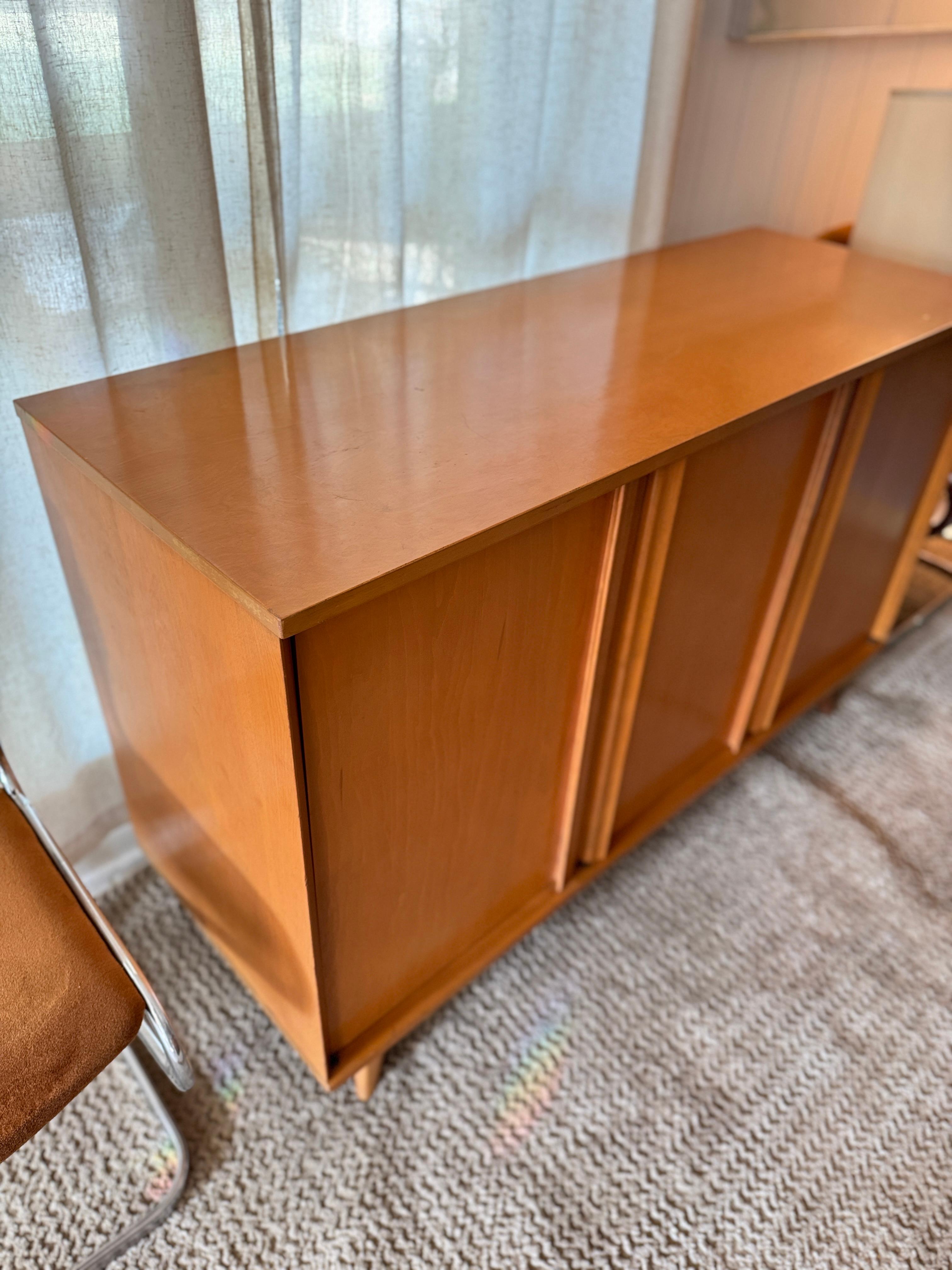 A mid century modern buffet by Viko Baumritter of New York, circa 1960s For Sale 4