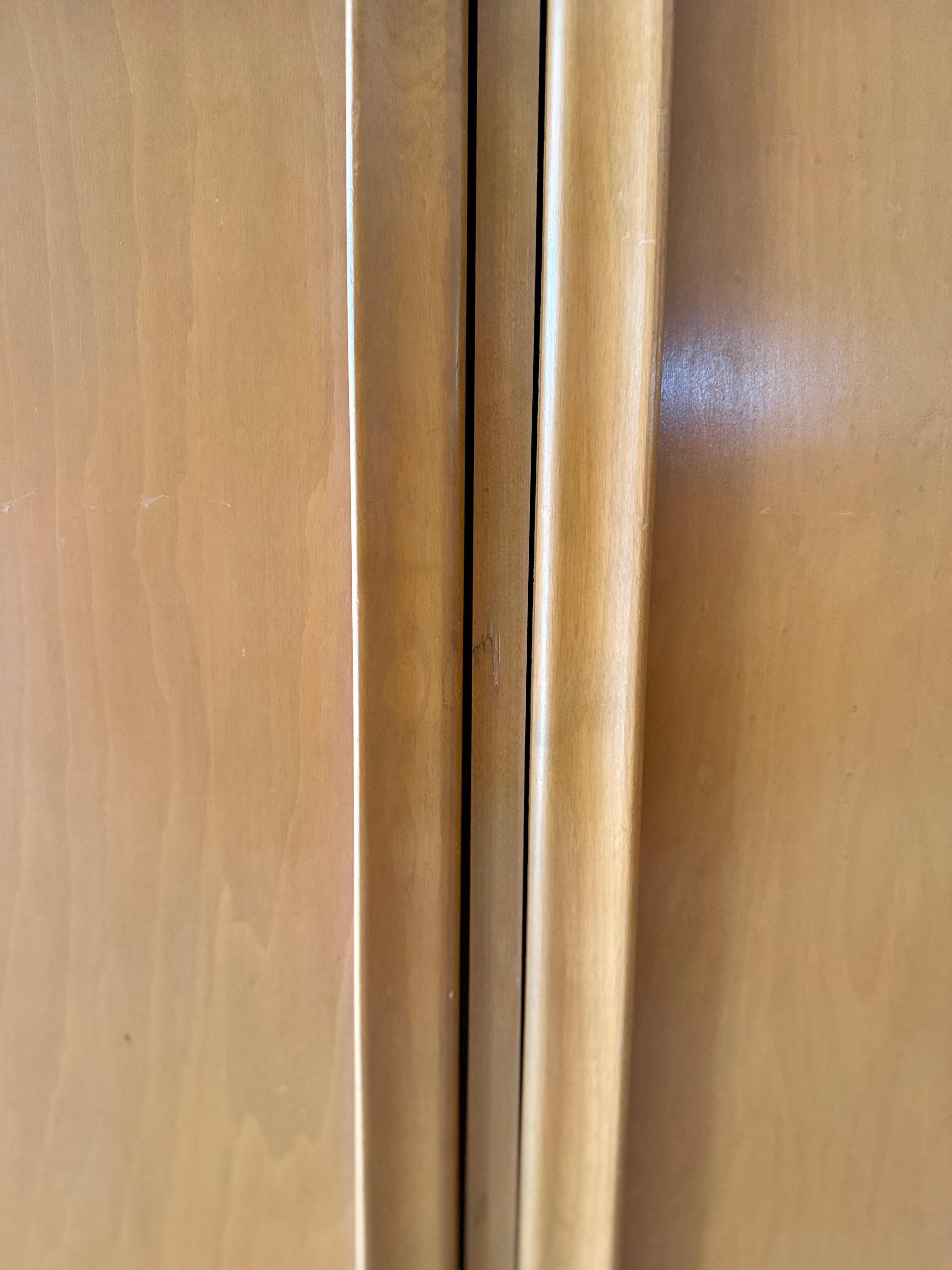 A mid century modern buffet by Viko Baumritter of New York, circa 1960s In Good Condition For Sale In Houston, TX