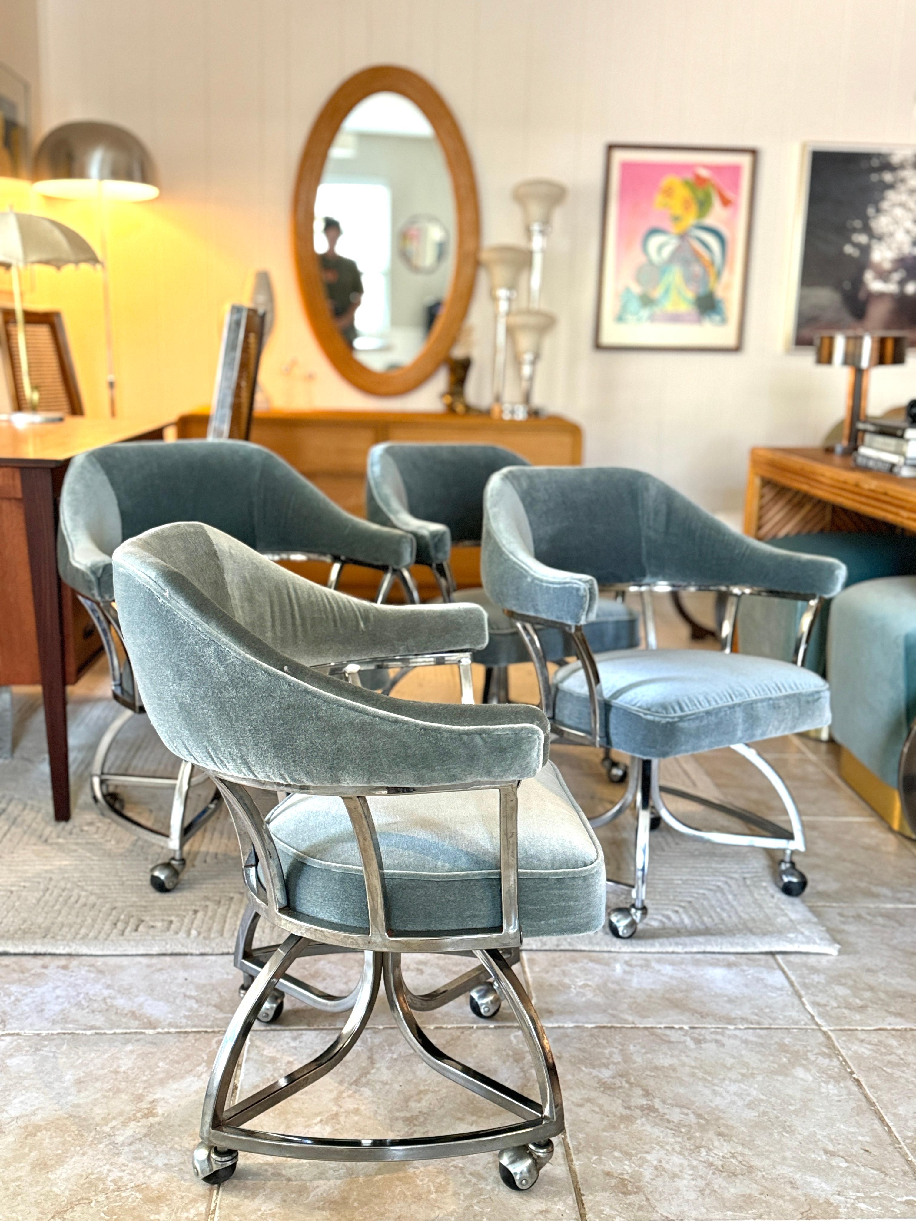 A mid century modern chrome dining set including 4 chairs and table 1970s 7