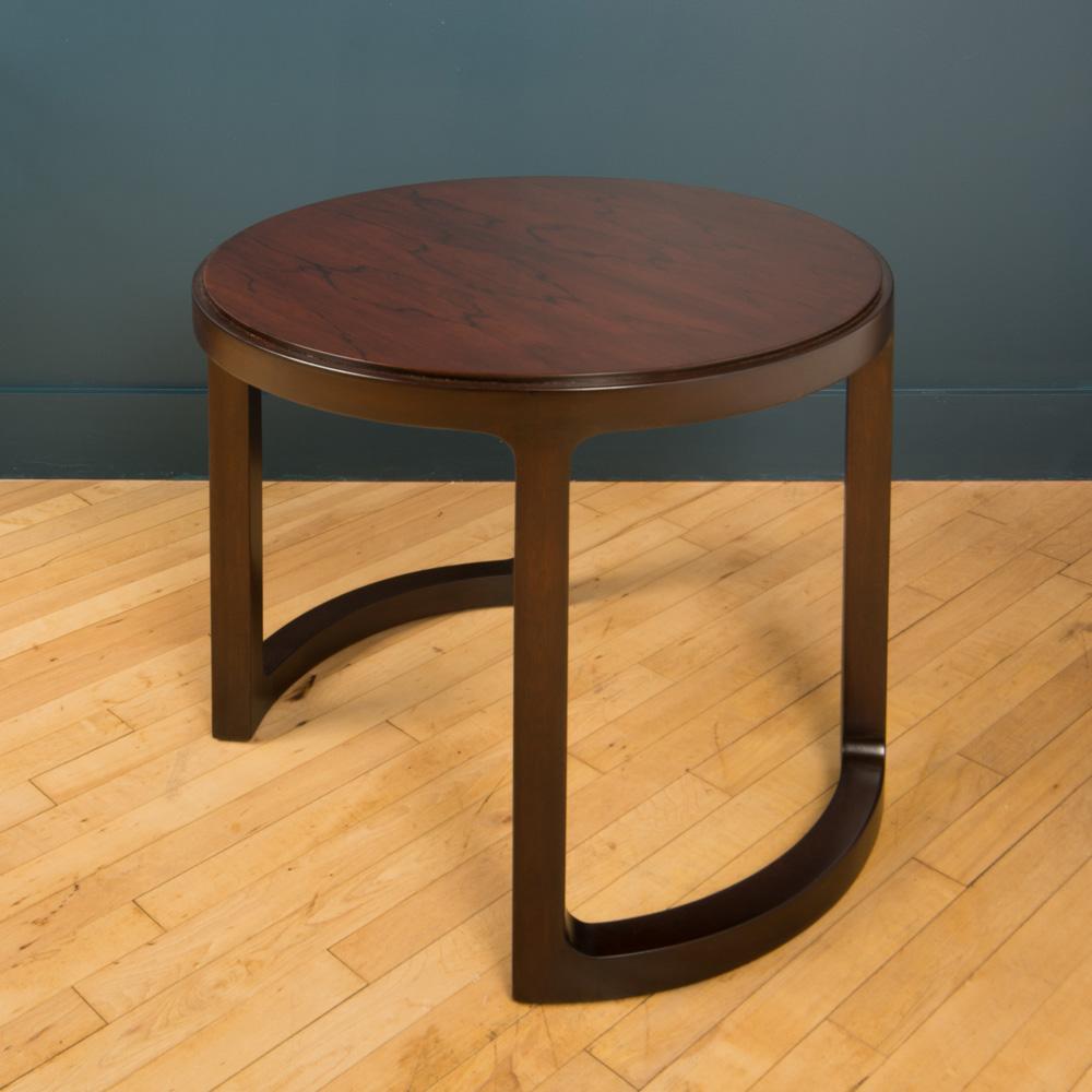 Mid-Century Modern End Table Designed by E.Wormley for Dunbar, Original Label In Good Condition In Philadelphia, PA