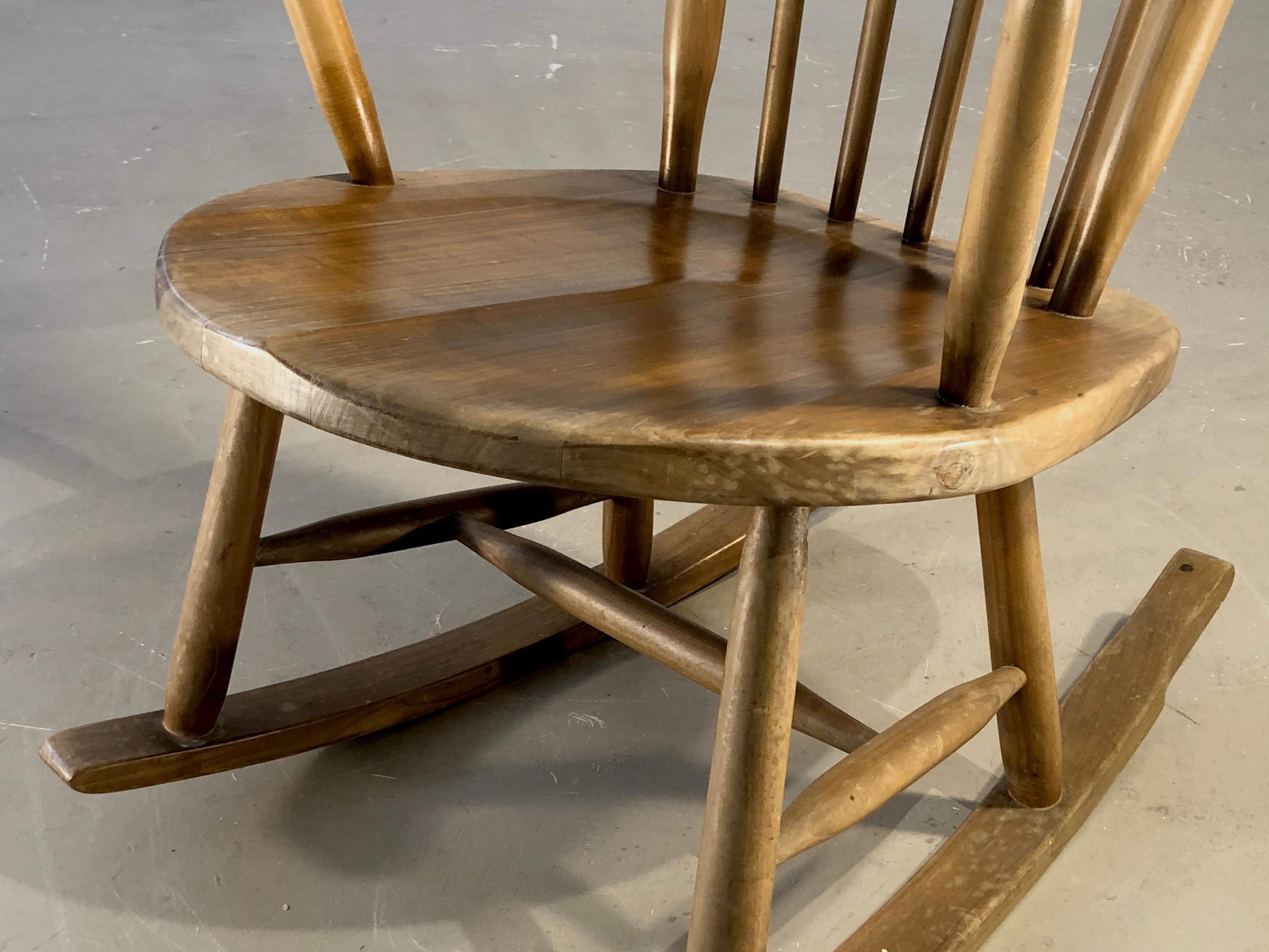 A MID-CENTURY-MODERN FREE-FORM ROCKING-CHAIR by DE STER GELDERLAND, Holland 1950 For Sale 4