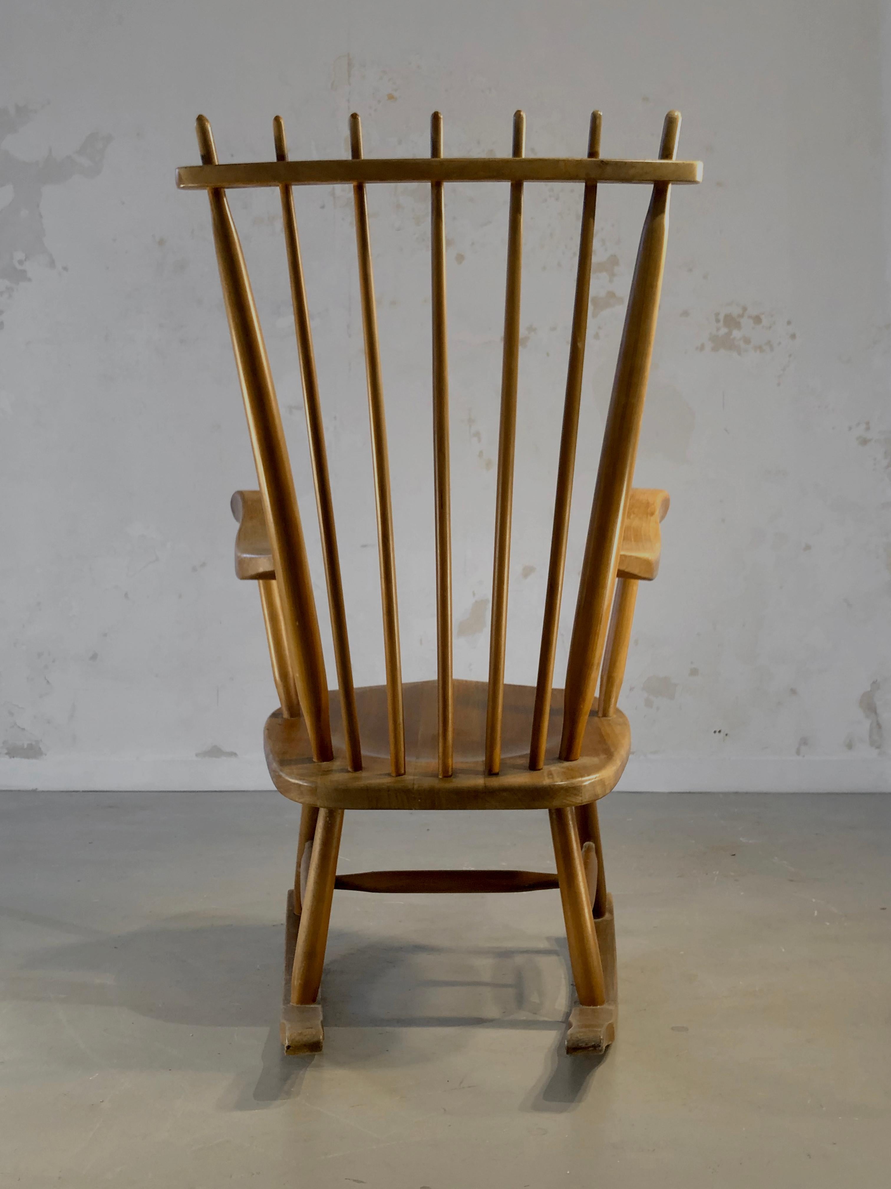 A MID-CENTURY-MODERN FREE-FORM ROCKING-CHAIR by DE STER GELDERLAND, Holland 1950 For Sale 8