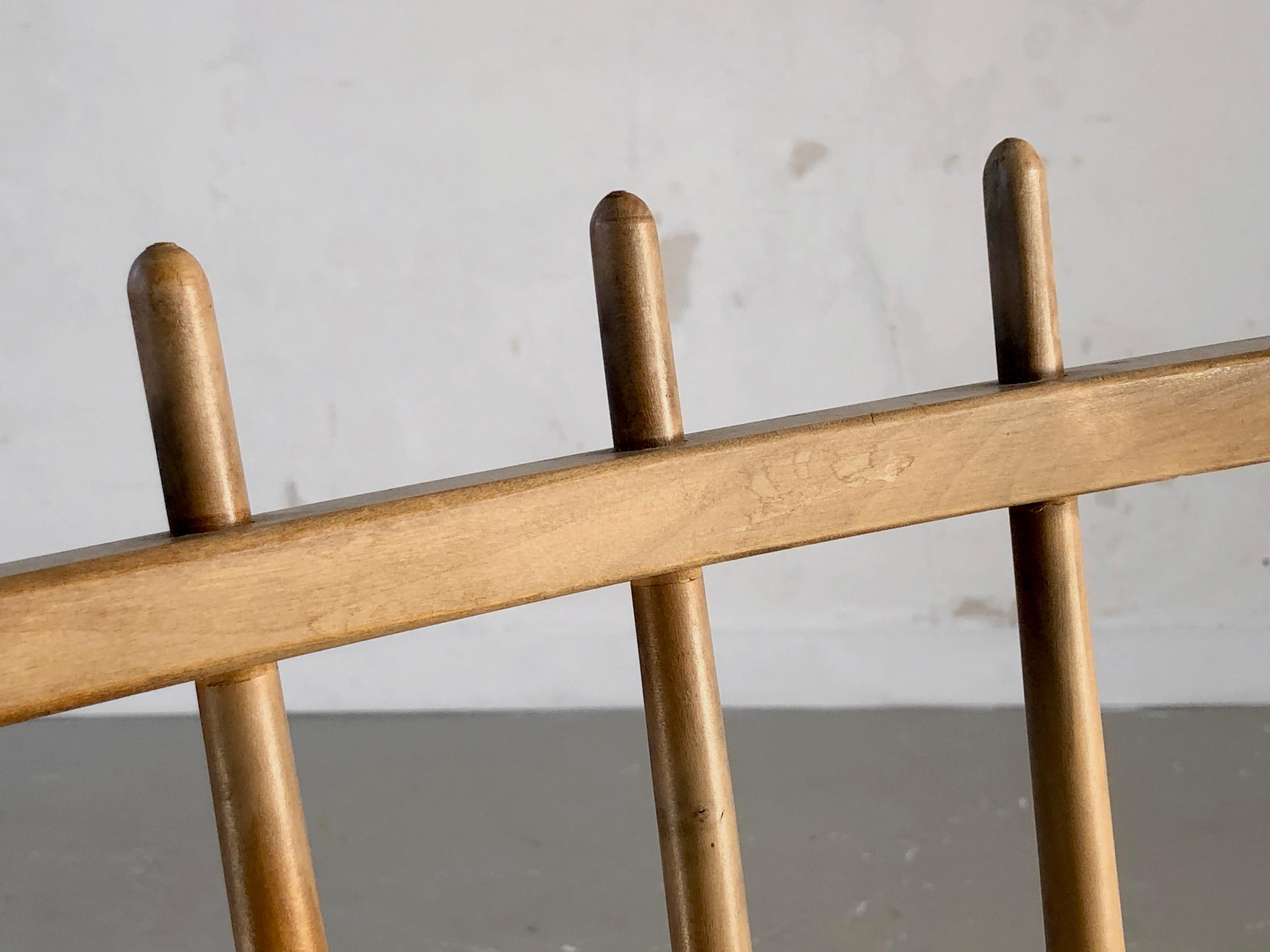 A MID-CENTURY-MODERN FREE-FORM ROCKING-CHAIR by DE STER GELDERLAND, Holland 1950 For Sale 3