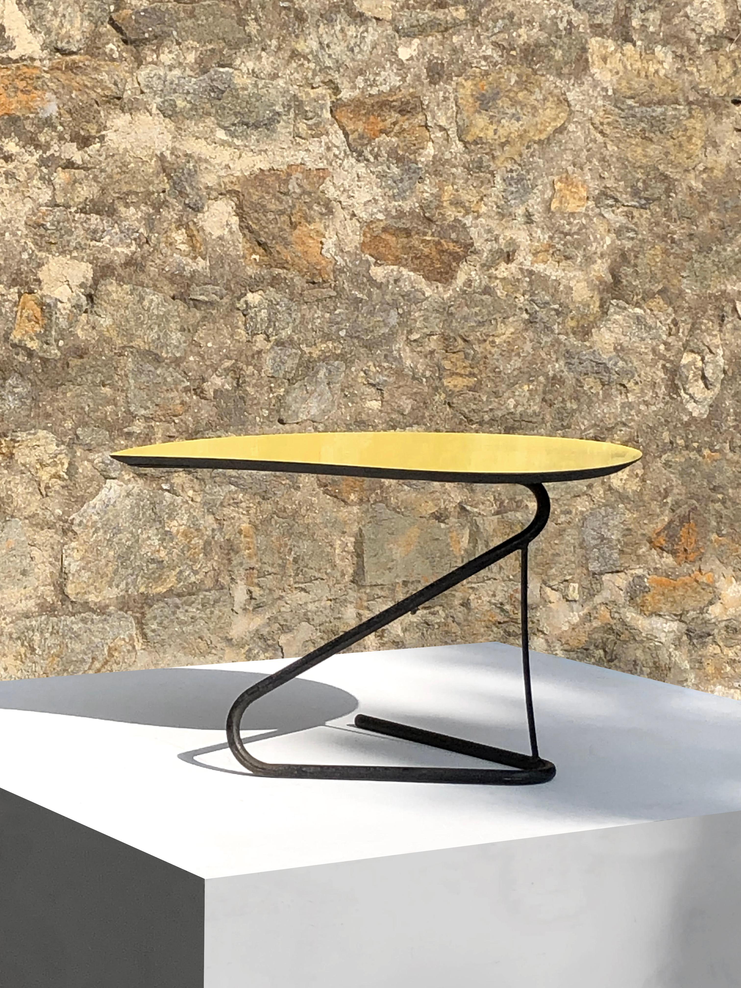 Table d'appoint ou de coiffeuse moderniste de forme libre du milieu du siècle dernier, France, 1950 en vente 6