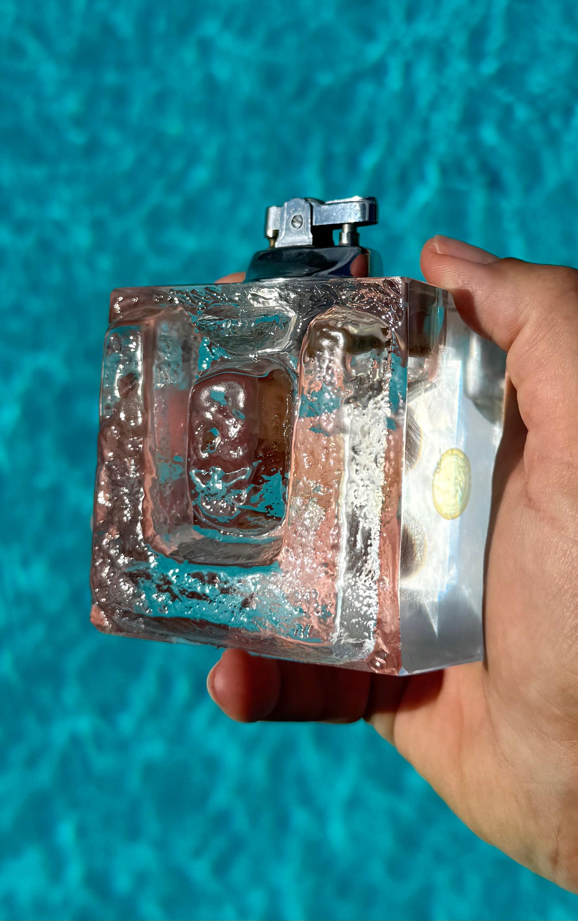 Briquet de table en verre moderne du milieu du siècle, vers 1960 en vente 4