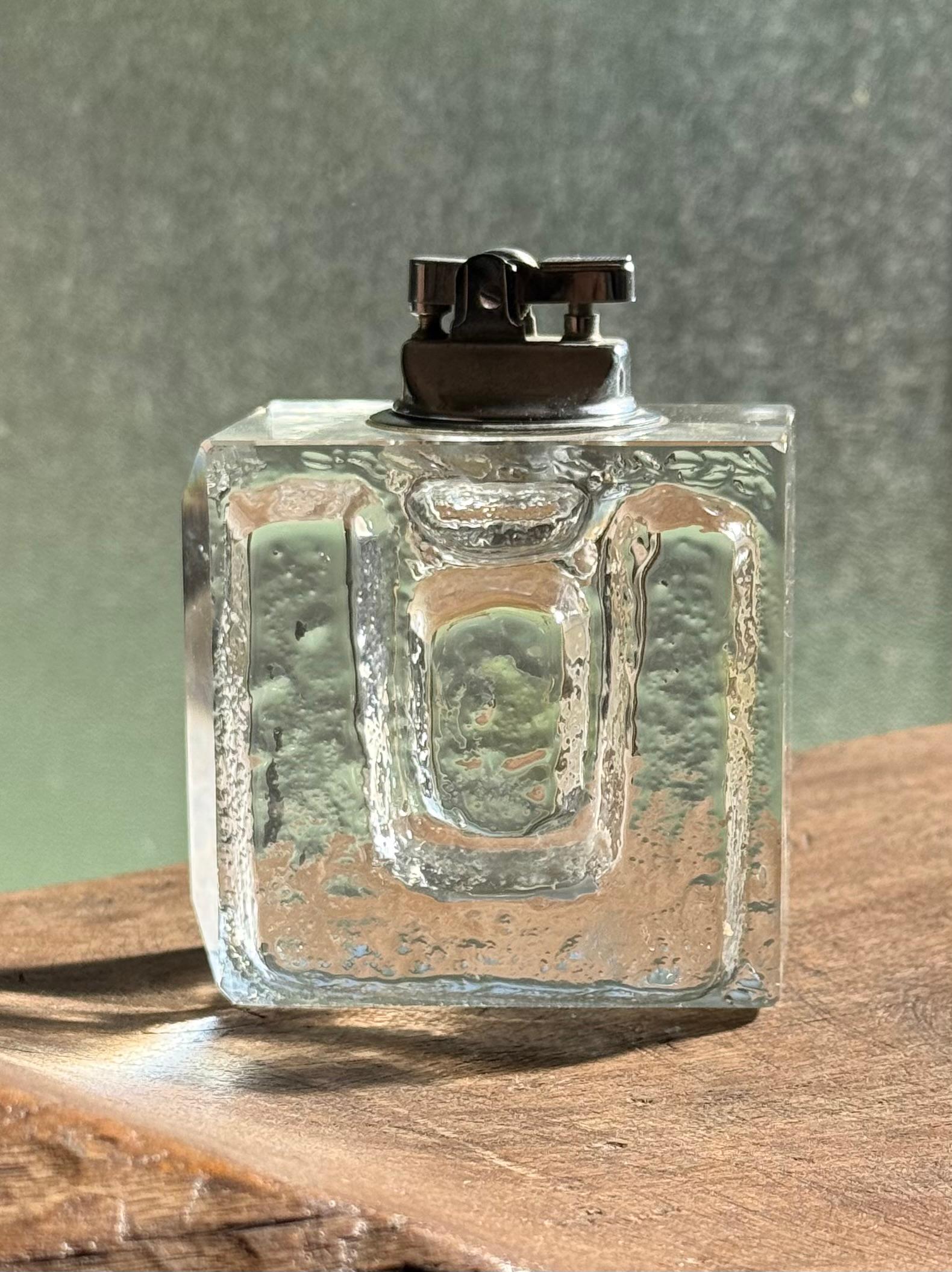Mid-Century Modern Briquet de table en verre moderne du milieu du siècle, vers 1960 en vente