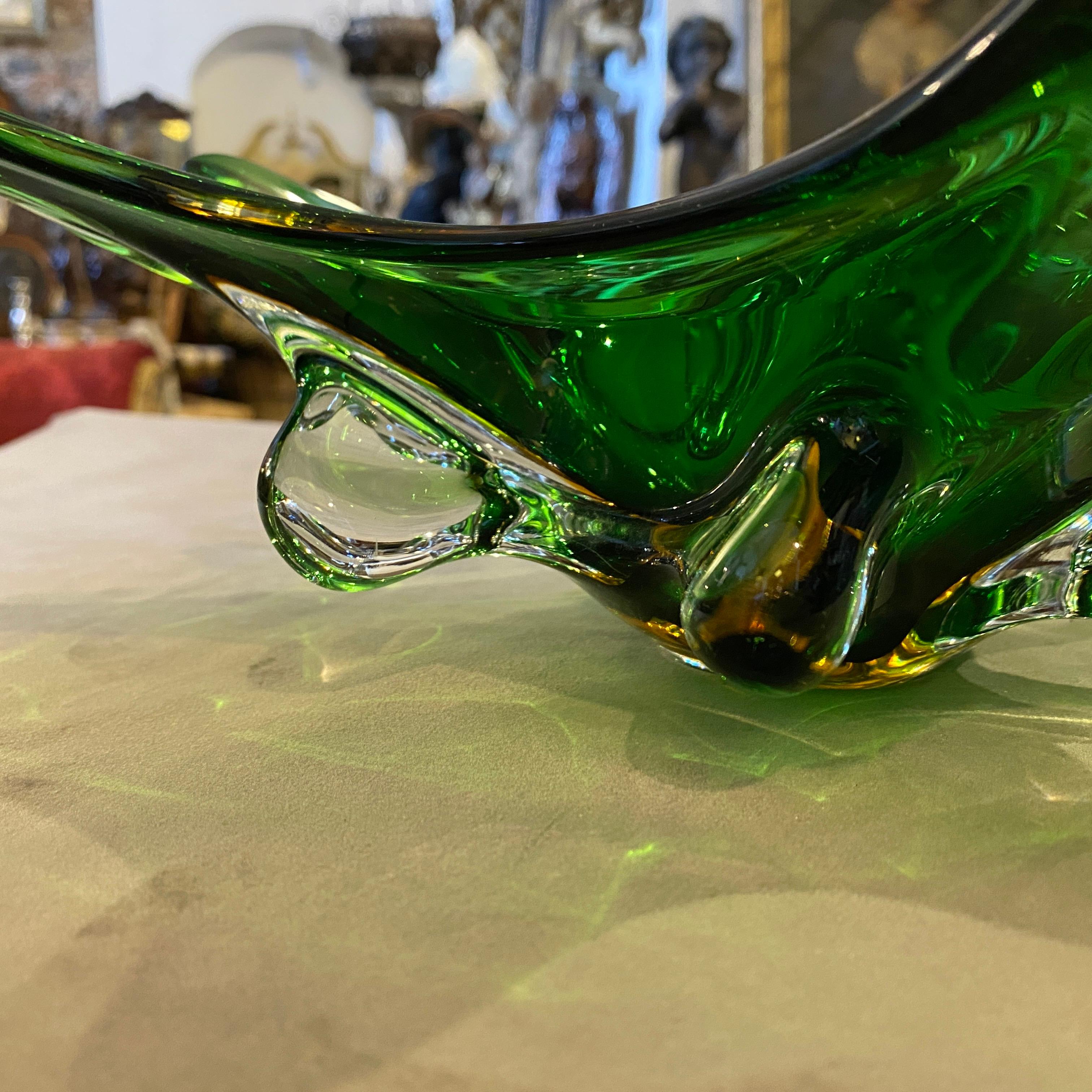 Hand-Crafted Mid-Century Modern Green and Brown Murano Glass Bowl, circa 1970
