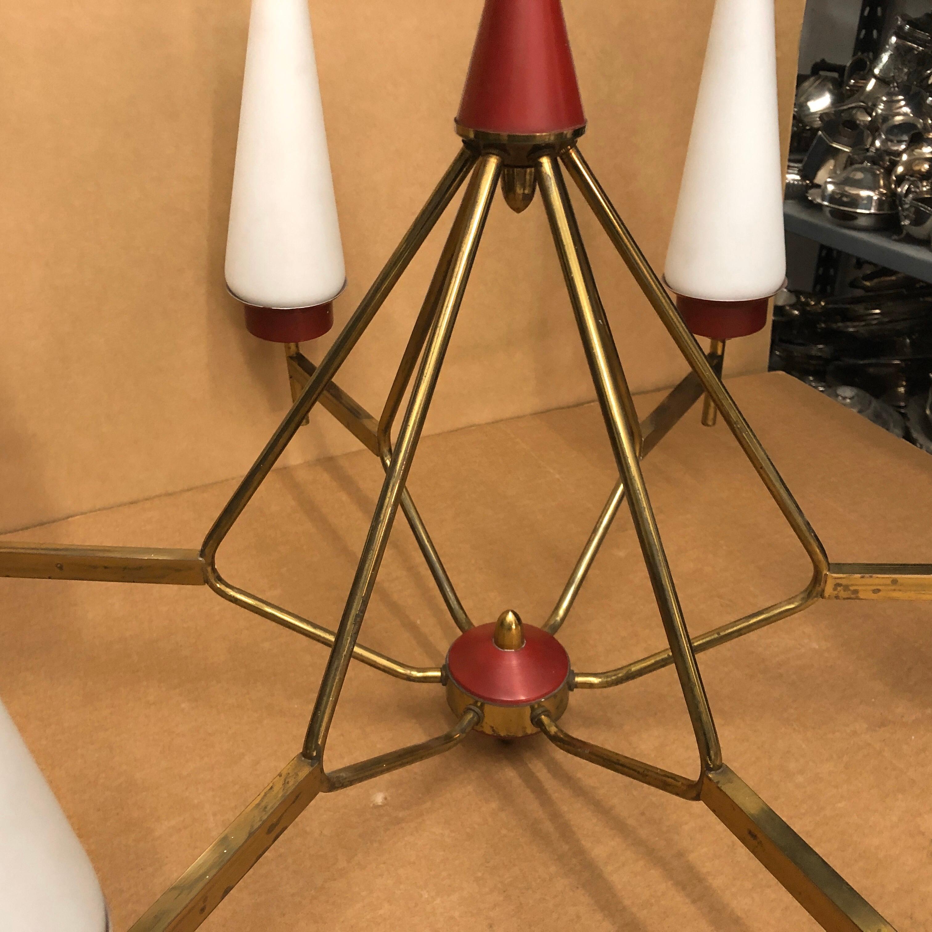 Mid-Century Modern Italian Chandelier in the Style of Stilnovo, circa 1950 1