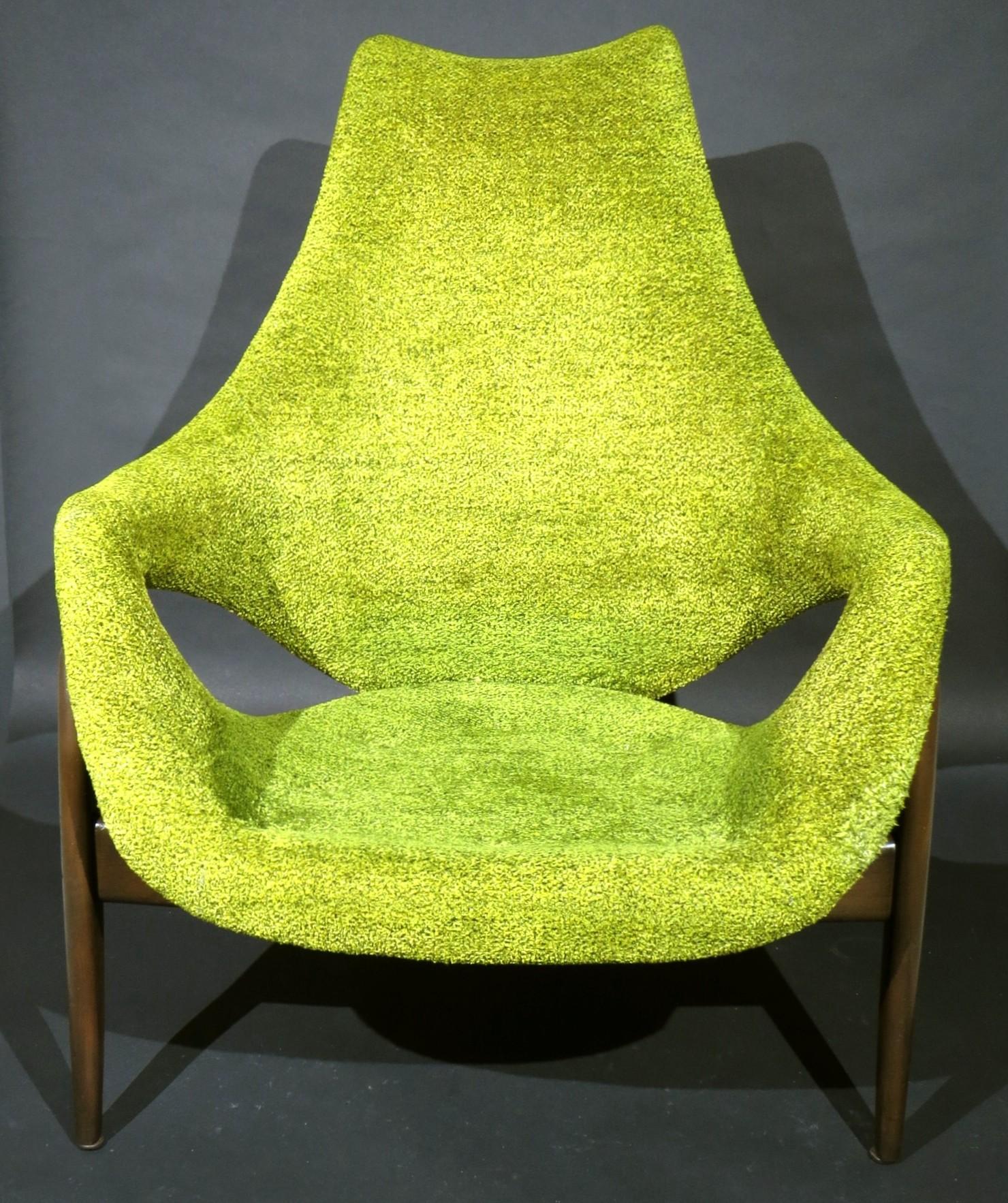 Ein moderner Loungesessel aus der Mitte des Jahrhunderts, entworfen von Luigi Tiengo für Cimon Ltd. (Mitte des 20. Jahrhunderts) im Angebot