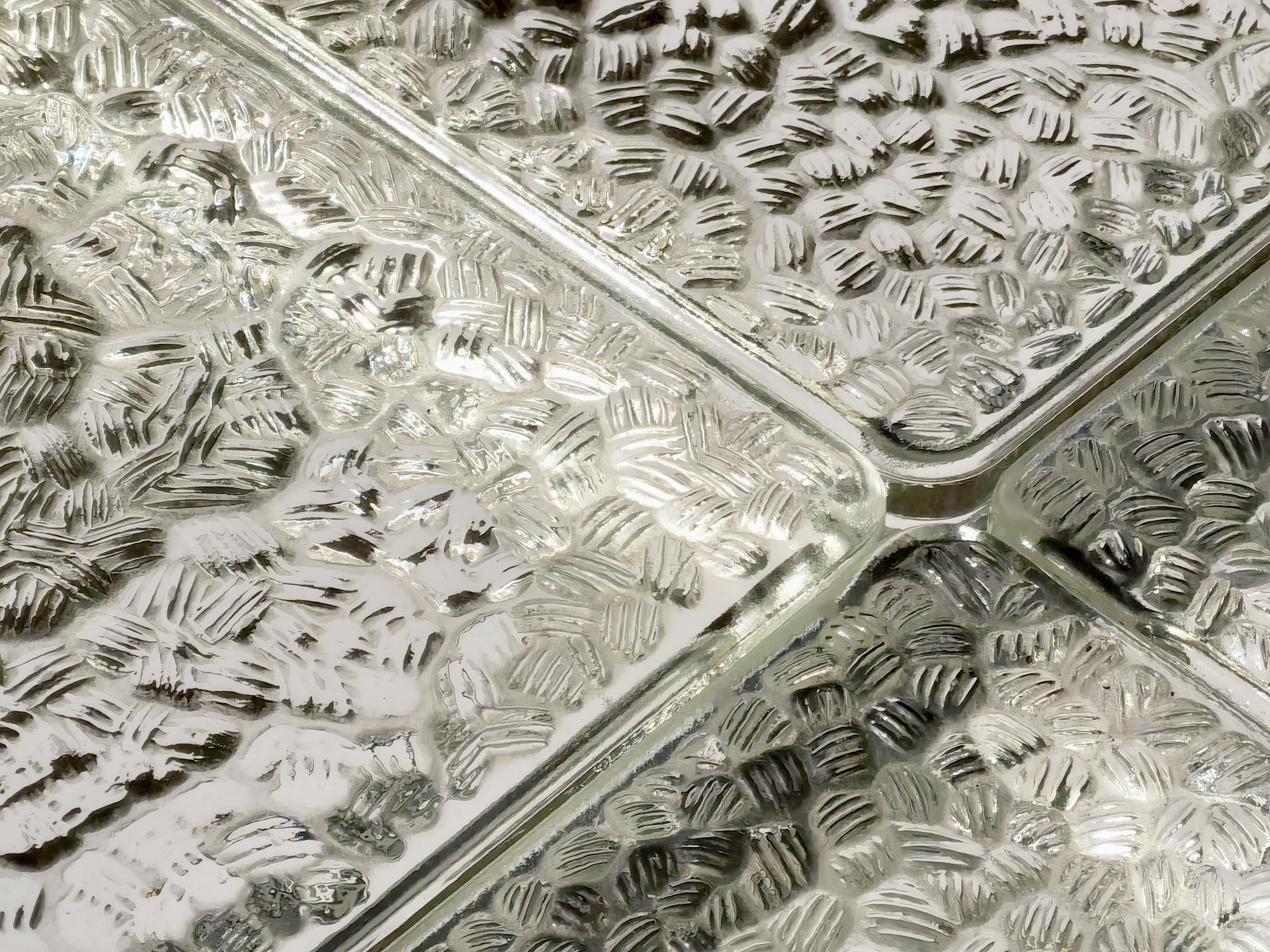 Français TABLE À CAFÉ MODERNISTE DU MOYEN-CENTRE Att. à GUSTAVE GAUTIER, France 1950 en vente