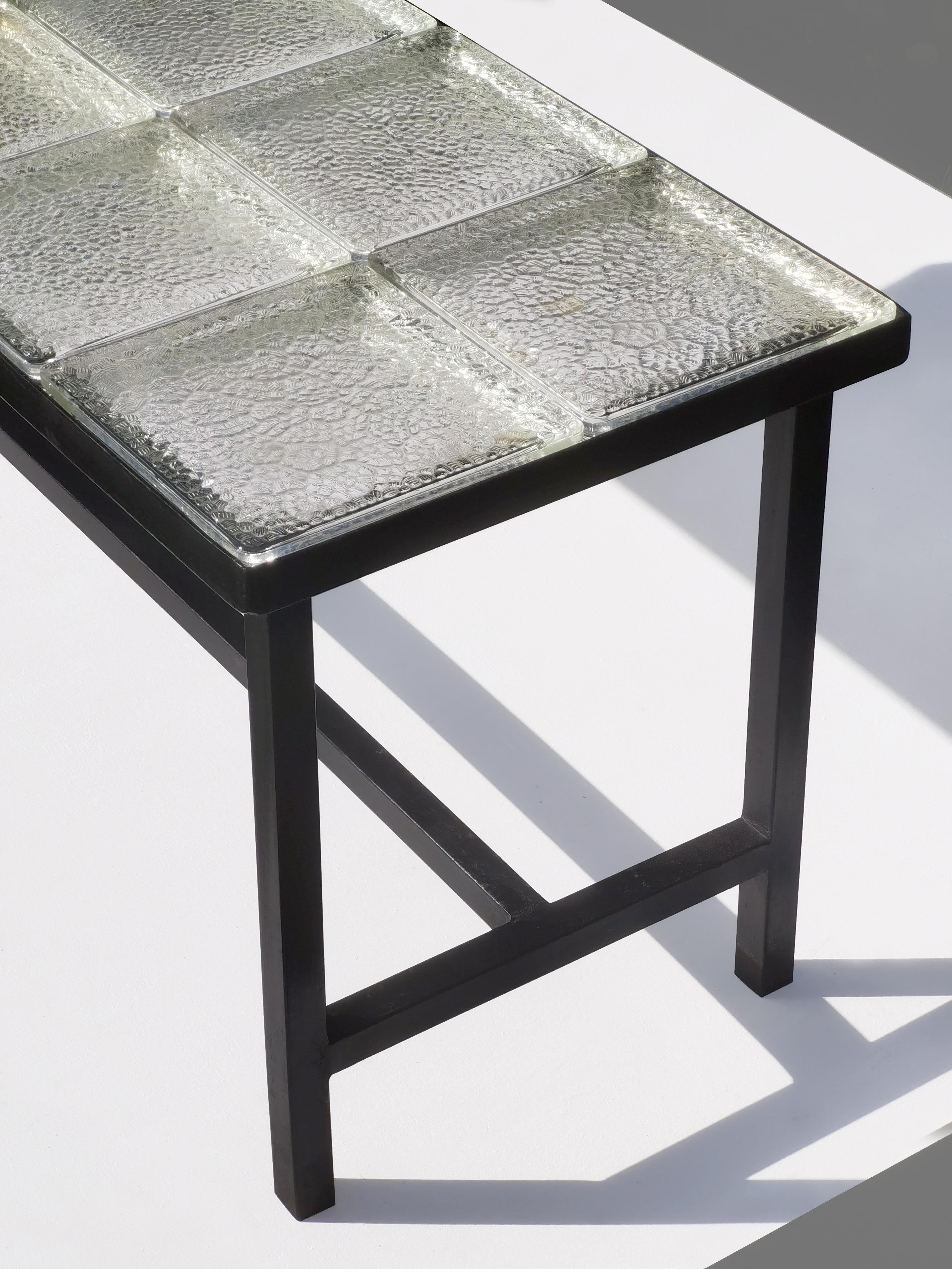 Métal TABLE À CAFÉ MODERNISTE DU MOYEN-CENTRE Att. à GUSTAVE GAUTIER, France 1950 en vente