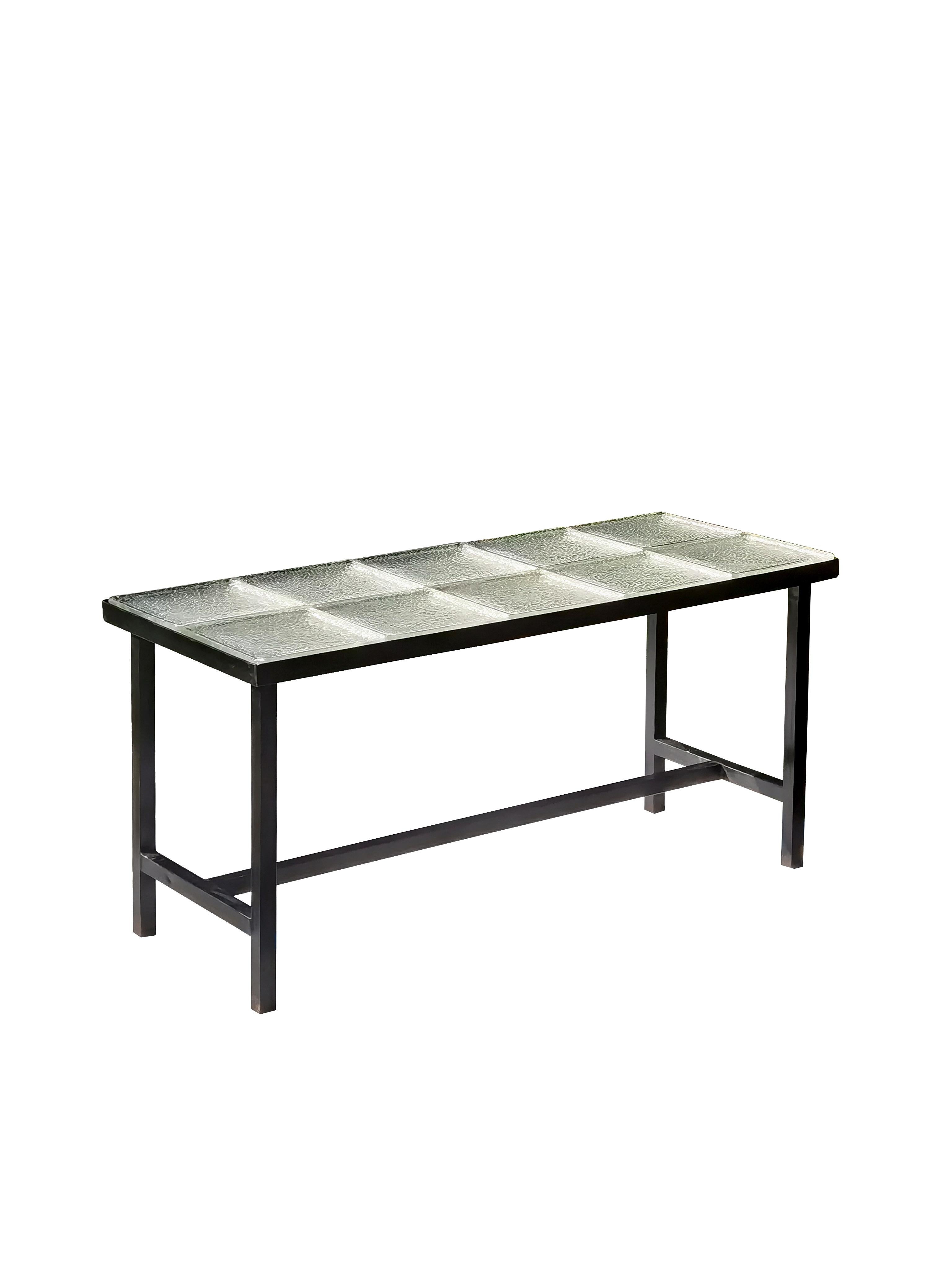 TABLE À CAFÉ MODERNISTE DU MOYEN-CENTRE Att. à GUSTAVE GAUTIER, France 1950 en vente 1