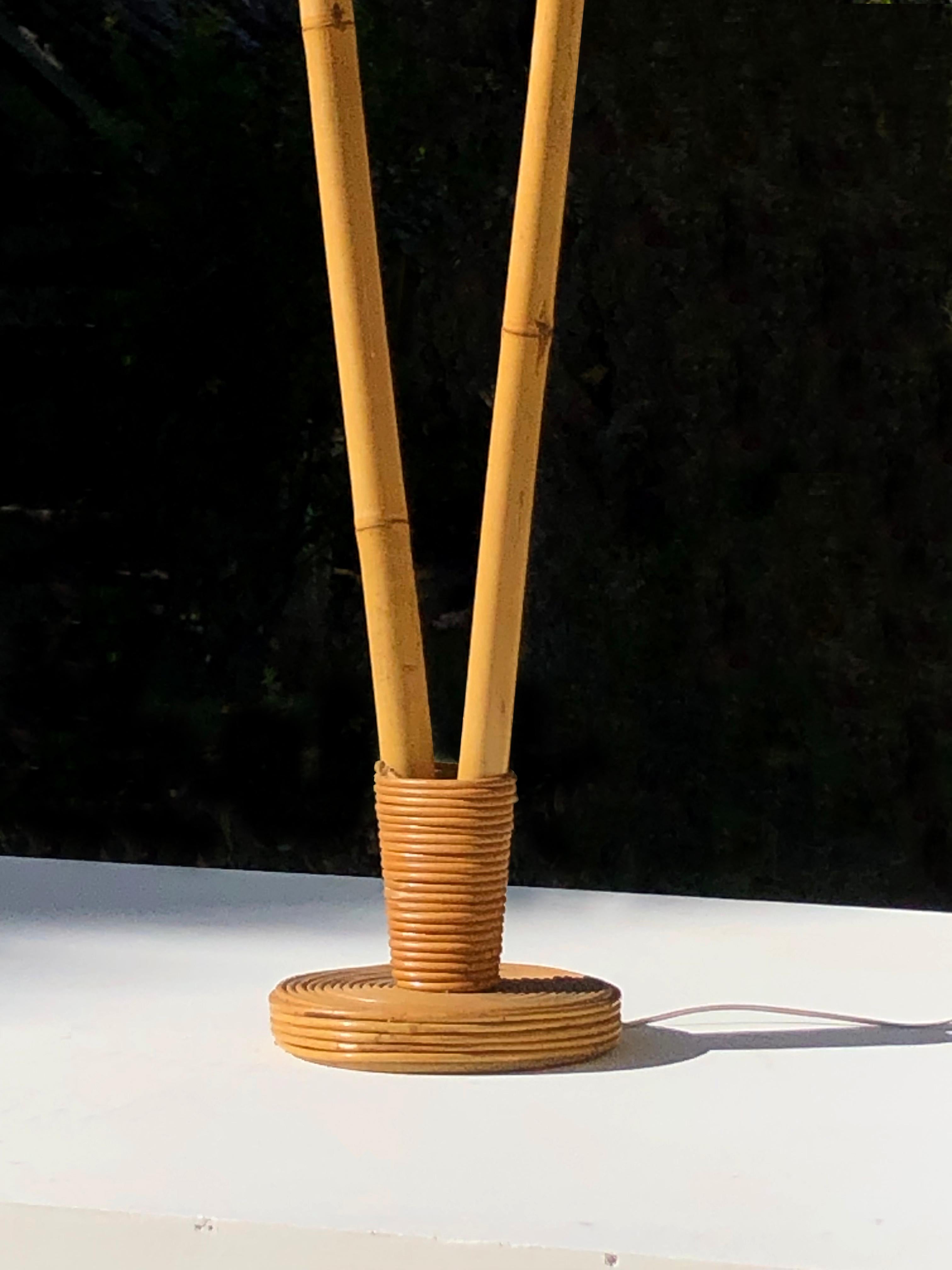 A MID-CENTURY-MODERN MODERNIST Floor Lamp, by AUDOUX-MINNET, France 1950 In Good Condition For Sale In PARIS, FR