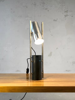 A MID-CENTURY-MODERN MODERNIST Table Lamp by STILNOVO, Italy 1950