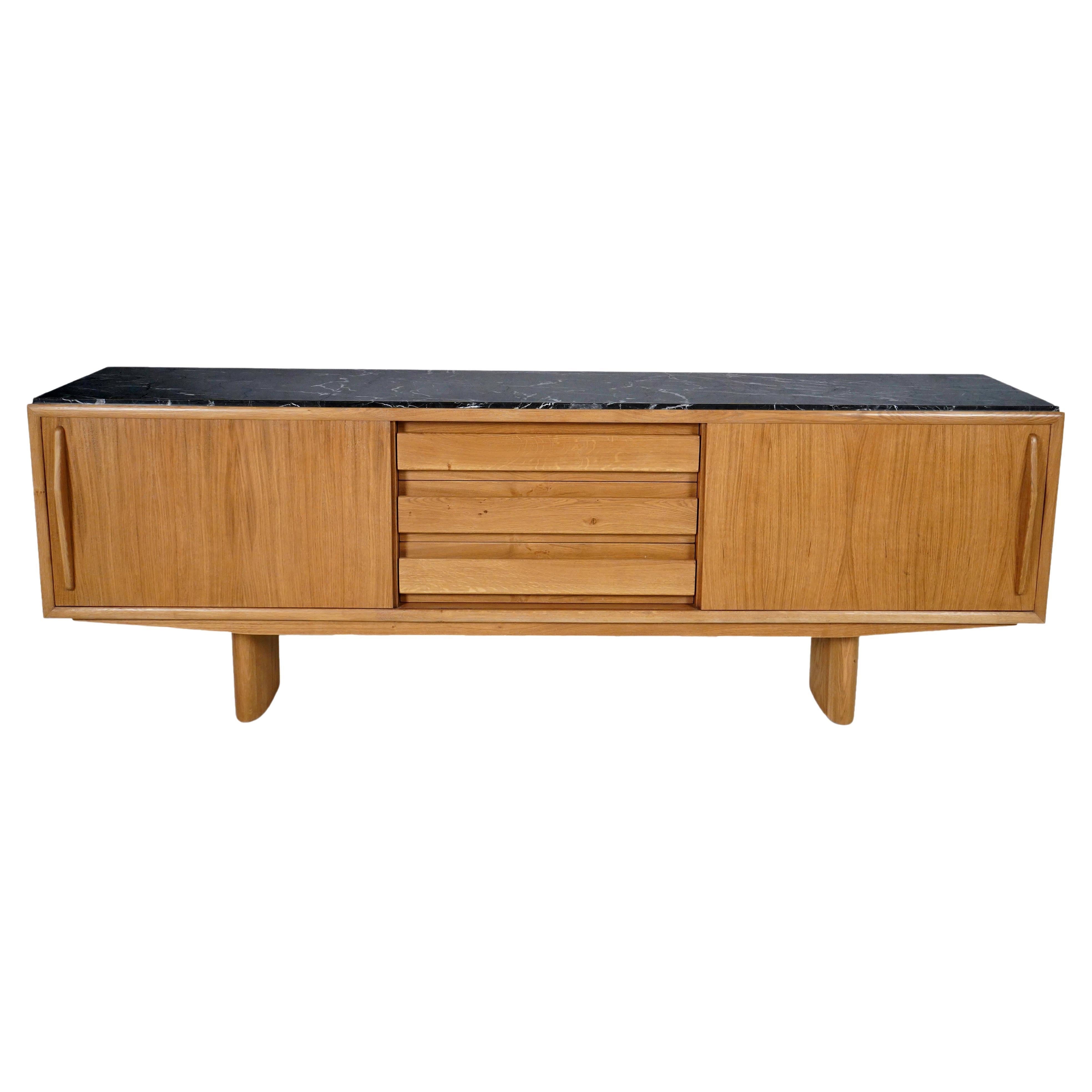Mid-Century Modern Oak Sideboard with 2 Sliding Doors and 3 Drawers For Sale