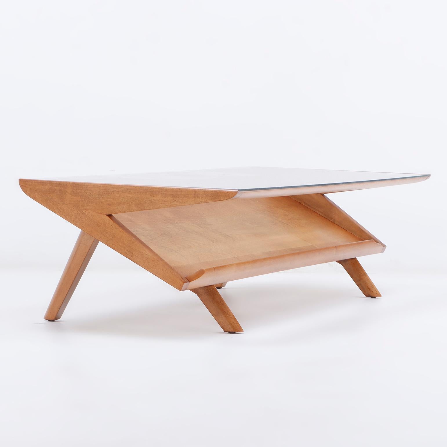 Mid-Century Modern A mid century modern Paul Laszlo for Brown Saltman cantilevered coffee table.  For Sale