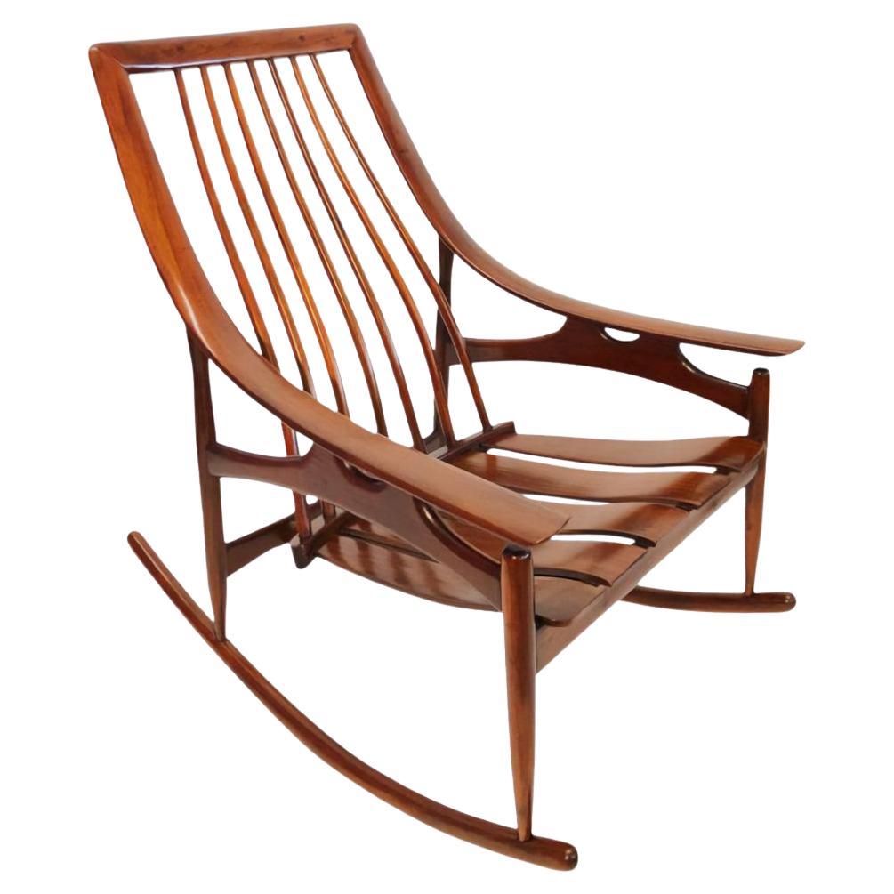 Sedia a dondolo moderna del Mid Century, A.I.C. 1950. in vendita