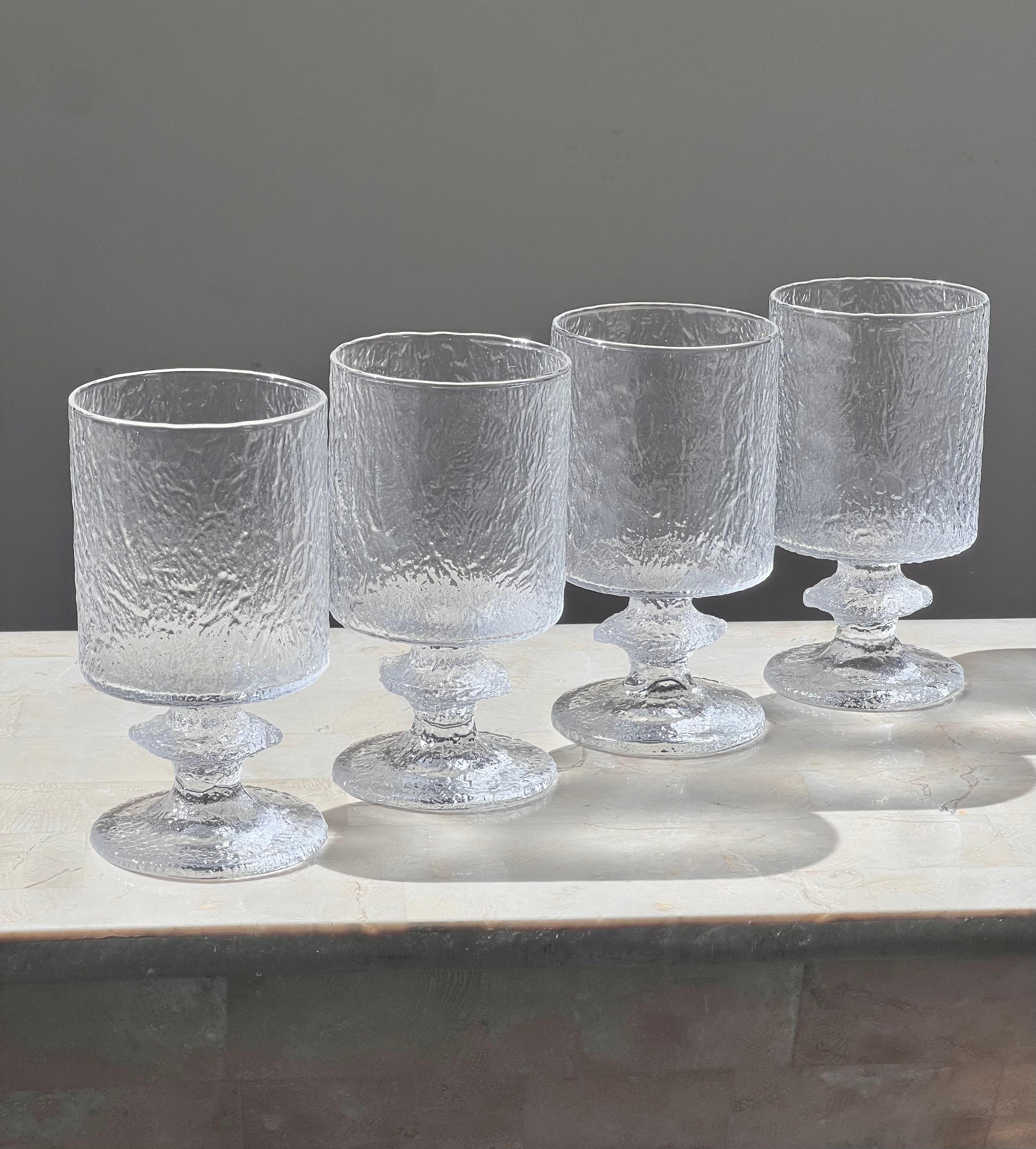 A mid century modern set of four water goblets by LASIA, Finland 1960s en Bueno Estado en View Park, CA
