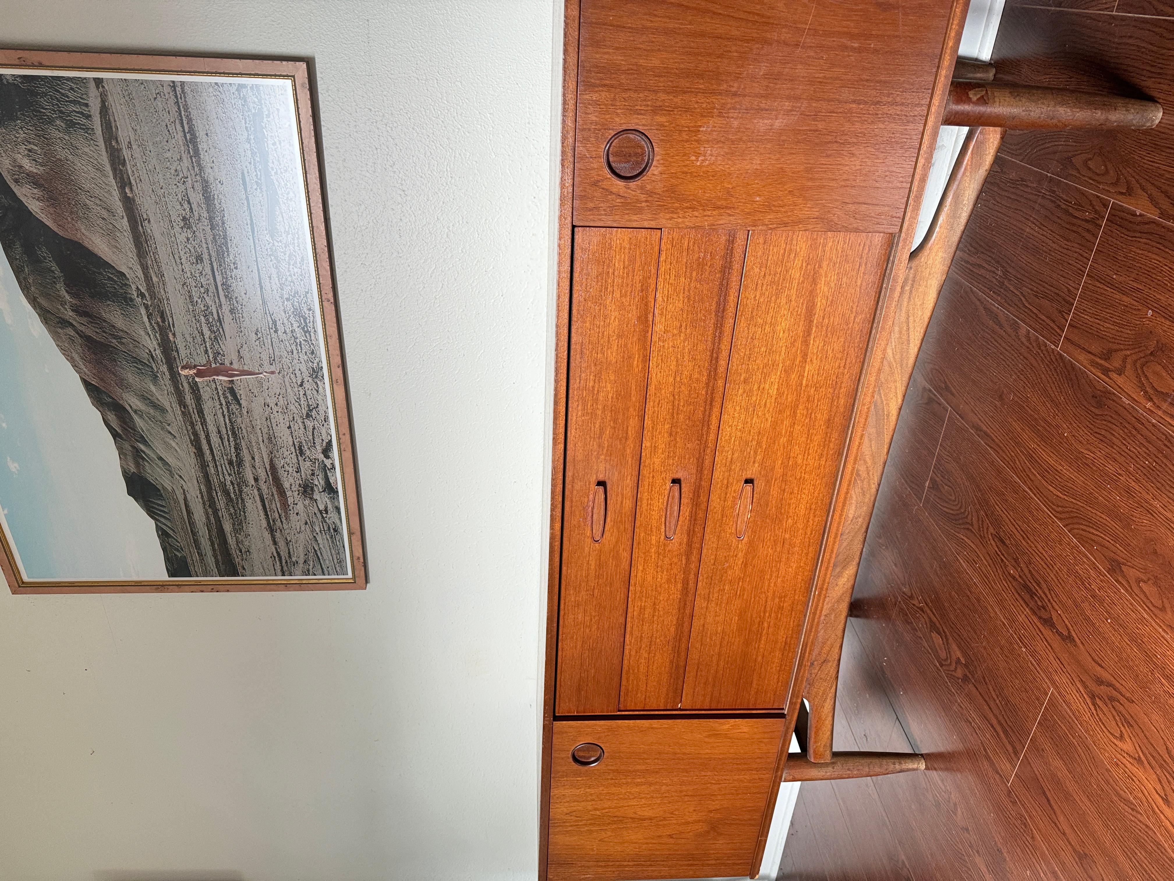 Mid-Century Modern A mid century modern sideboard by Avalon, circa 1960s