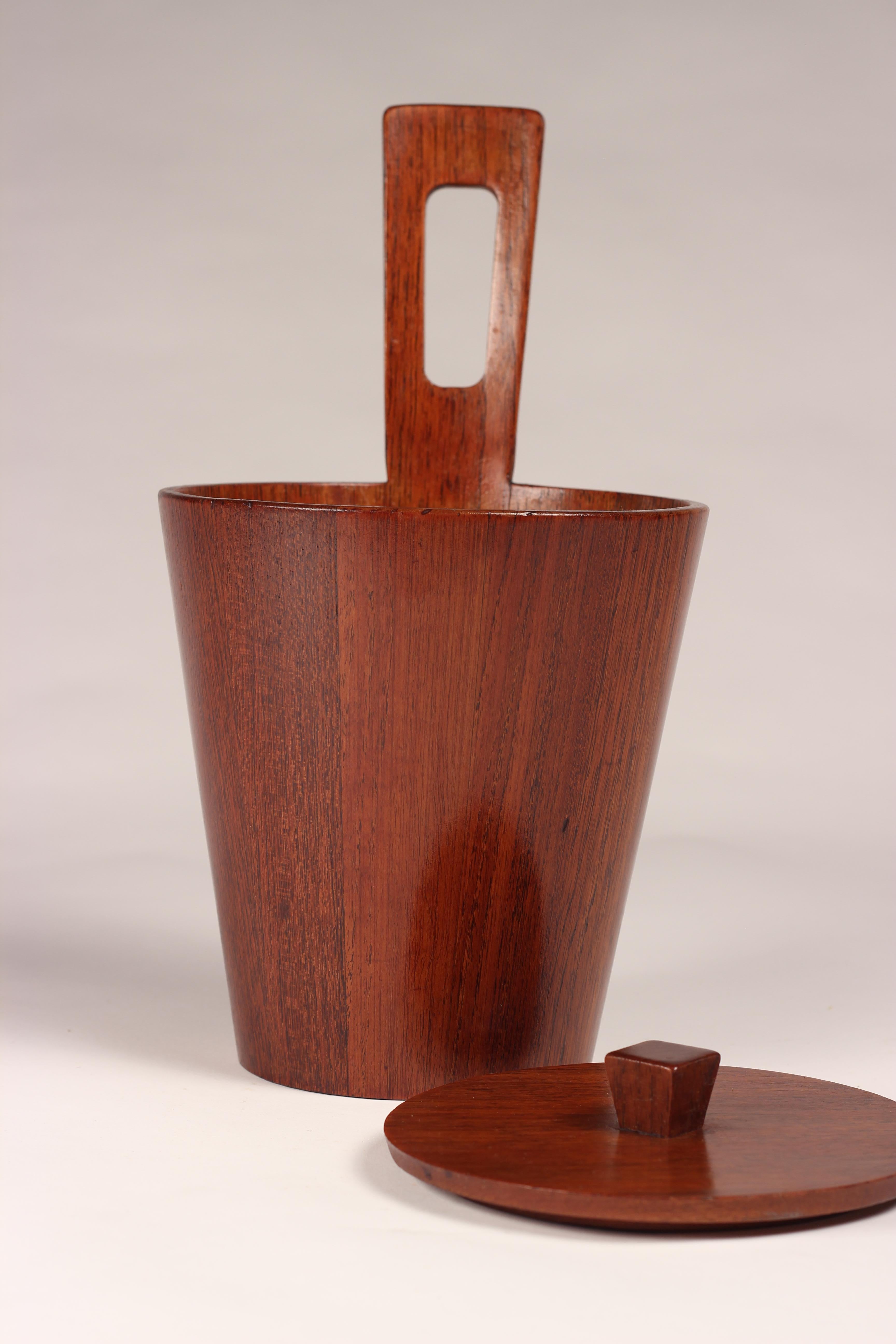 Mid-Century Modern Teak Italian Arni Form Ice Bucket For Sale 9