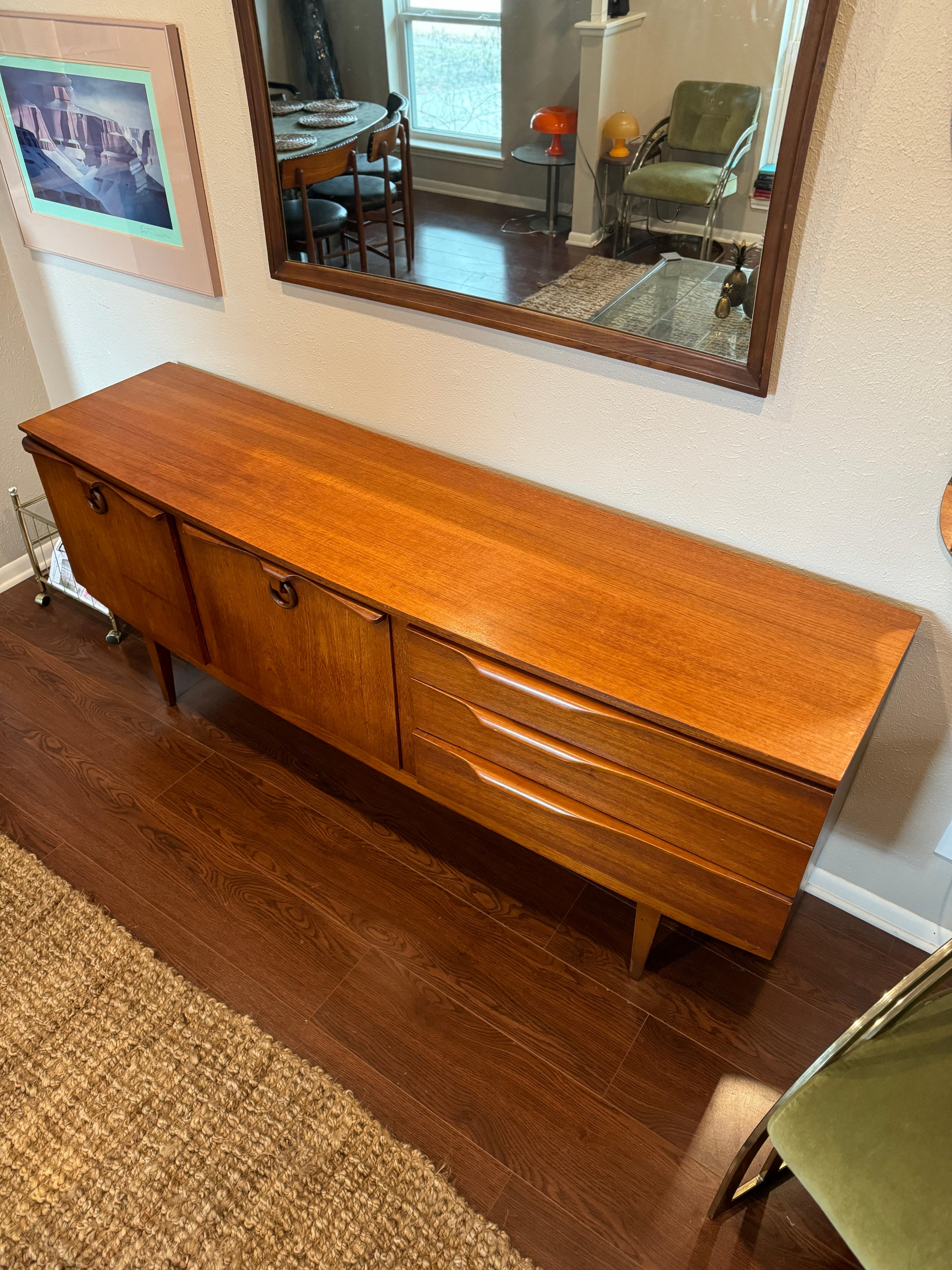A mid century modern teak sideboard by Beautility, circa 1960s In Good Condition In Houston, TX