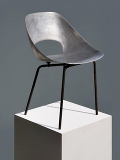 CHAISE "Tonneau" du milieu du siècle par PIERRE GUARICHE, Steiner, France 1950