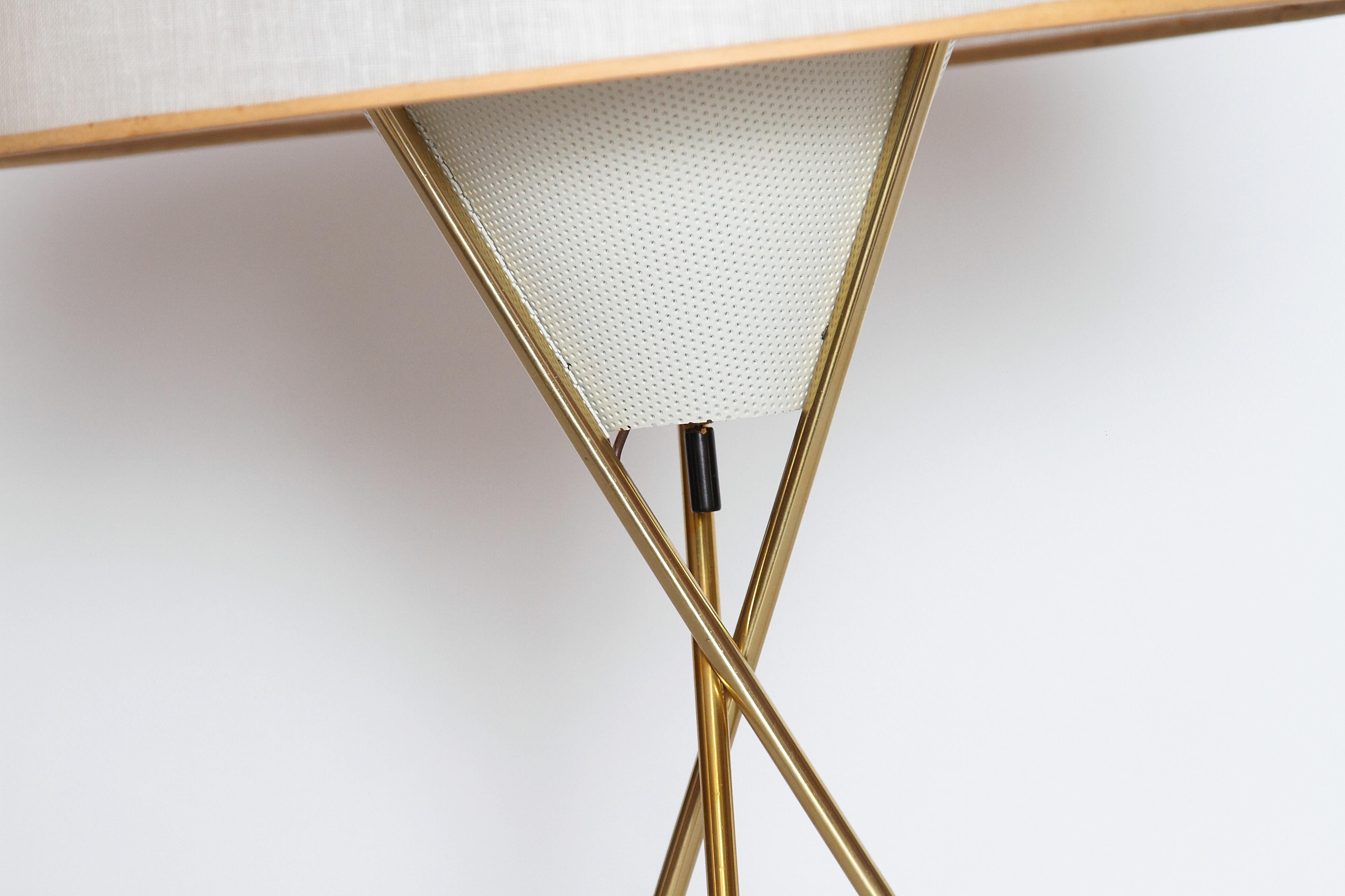 20th Century Mid-Century Modern Tripod Table Lamp by Gerald Thurston for Lightolier