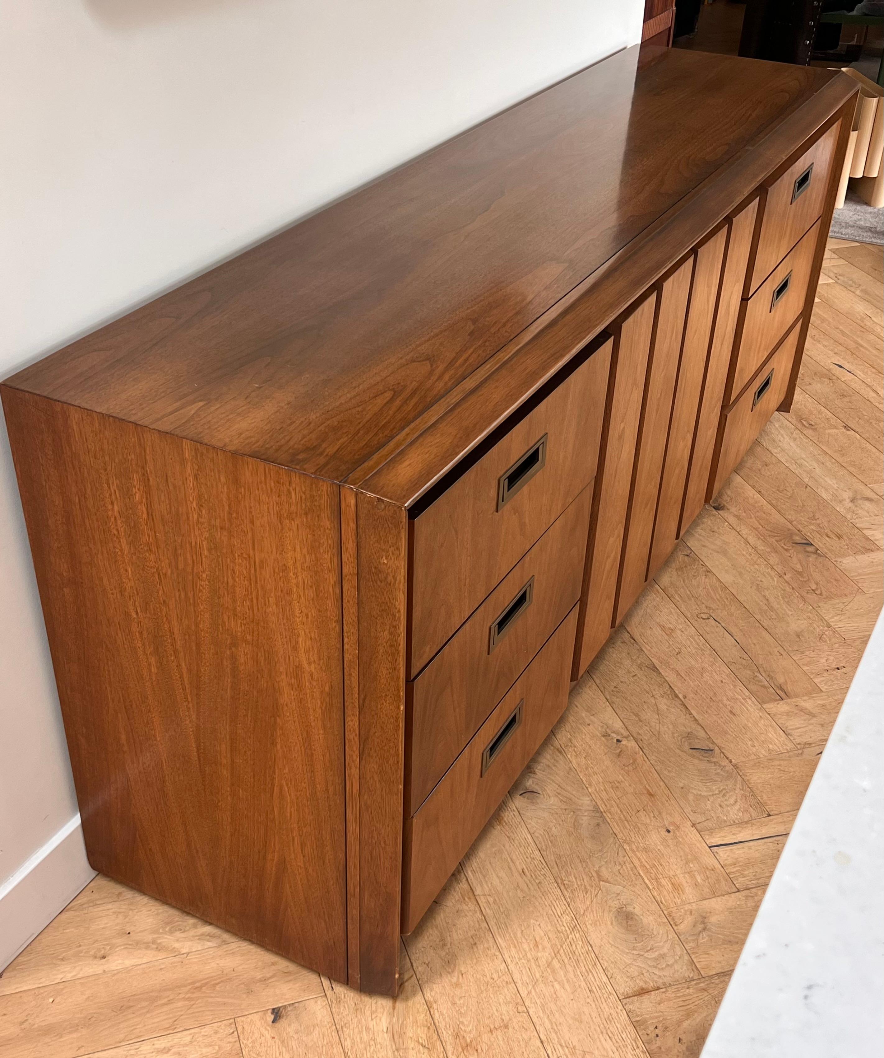 Metal A mid century modern walnut wood nine-door dresser / sideboard, circa 1960