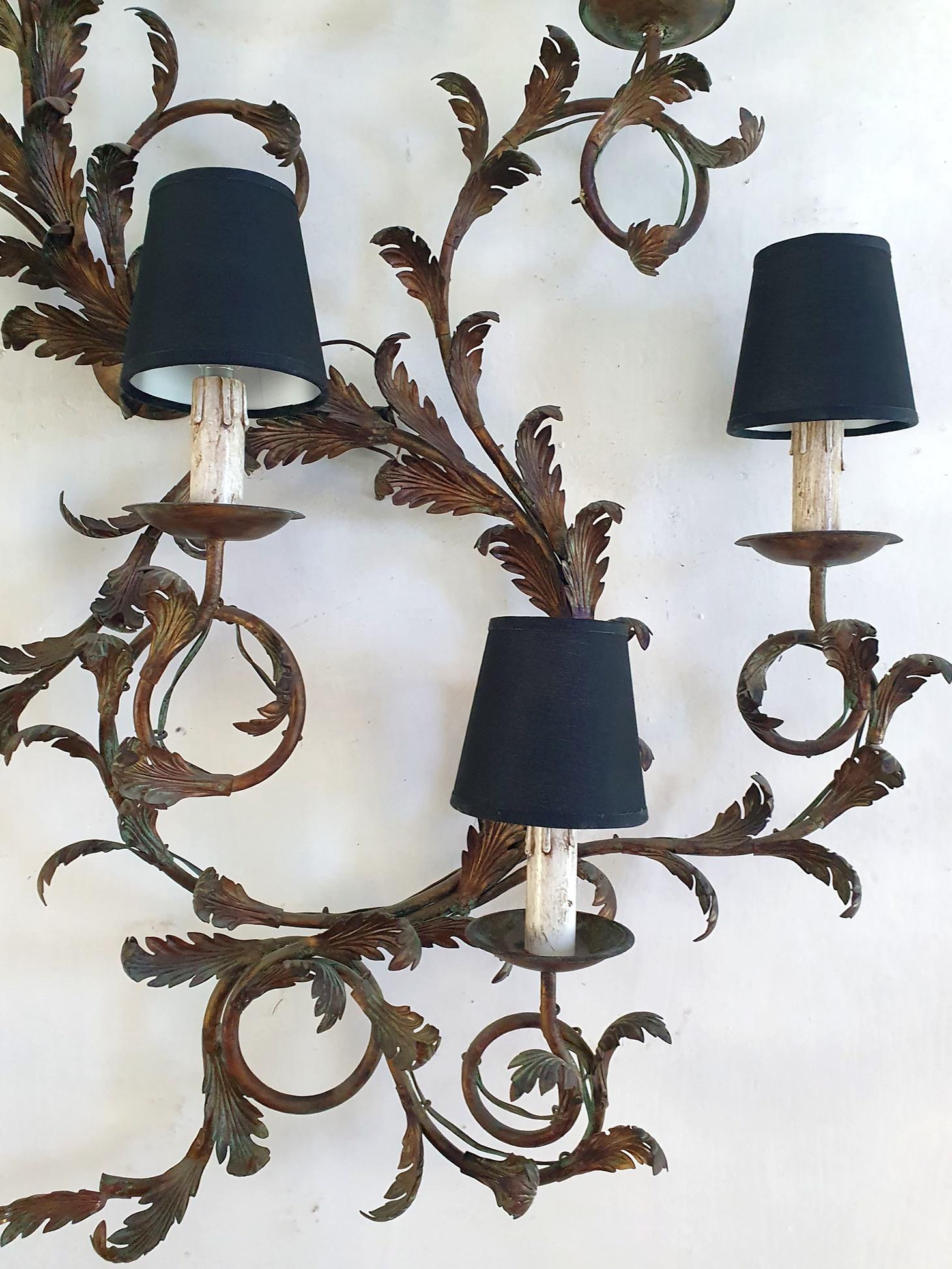 20th Century A Mid-century Single Italian Wall Sconce Rococo Style For Sale