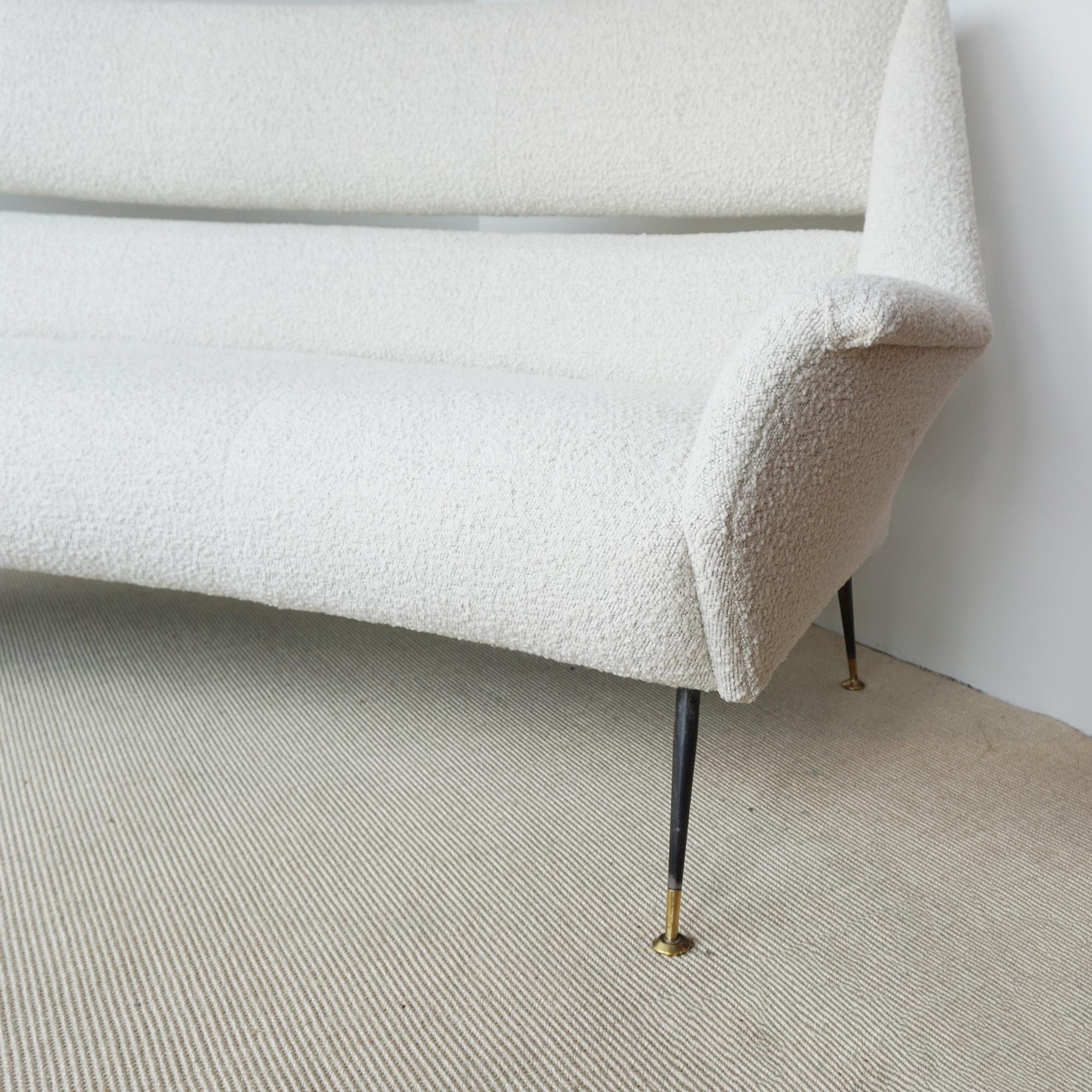 Italian A Mid-Century Sofa by Gigi Radice for Minotti For Sale