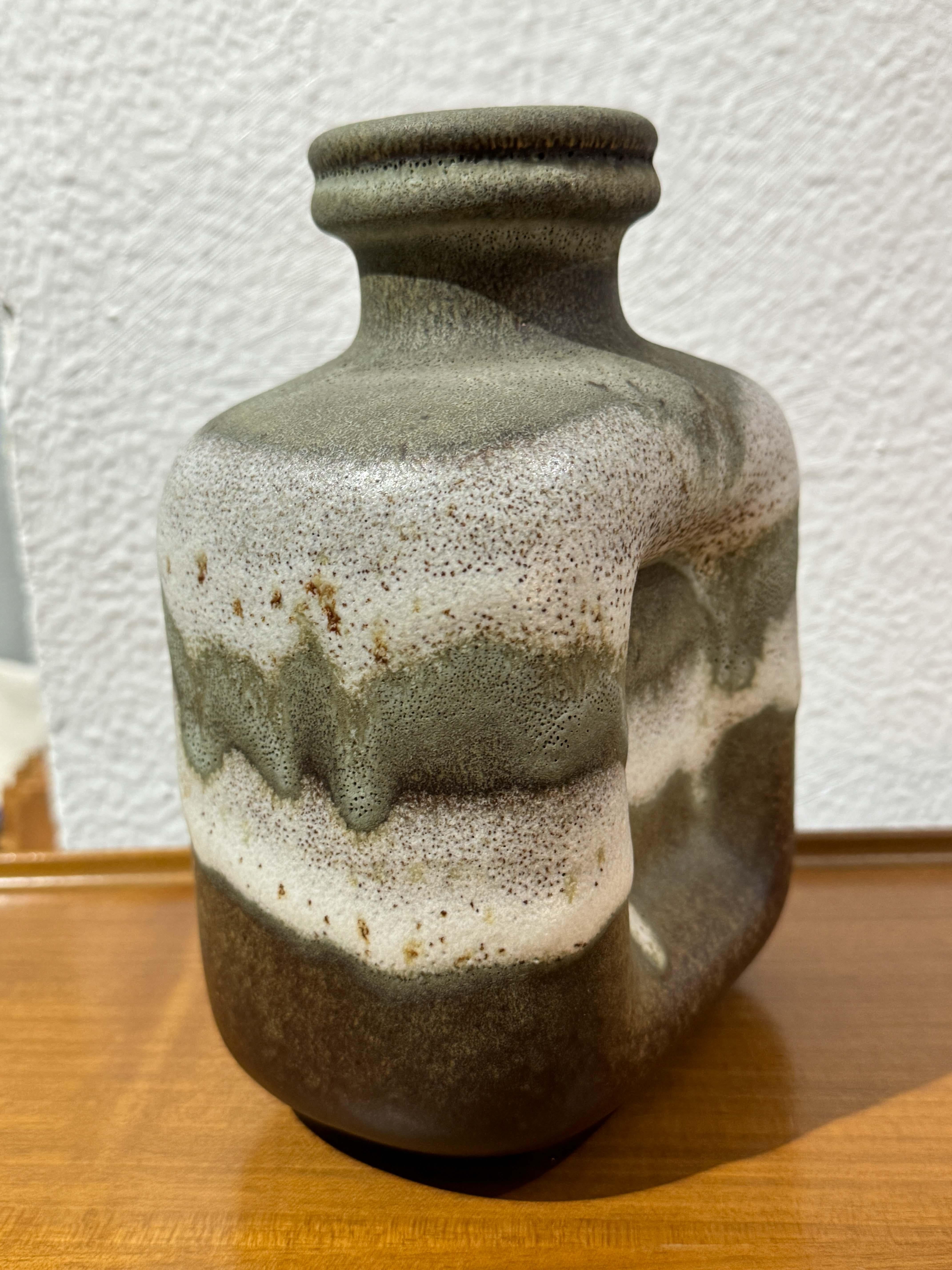 A Mid-Century Steuler Keramik ceramic vase In Good Condition For Sale In BARCELONA, ES