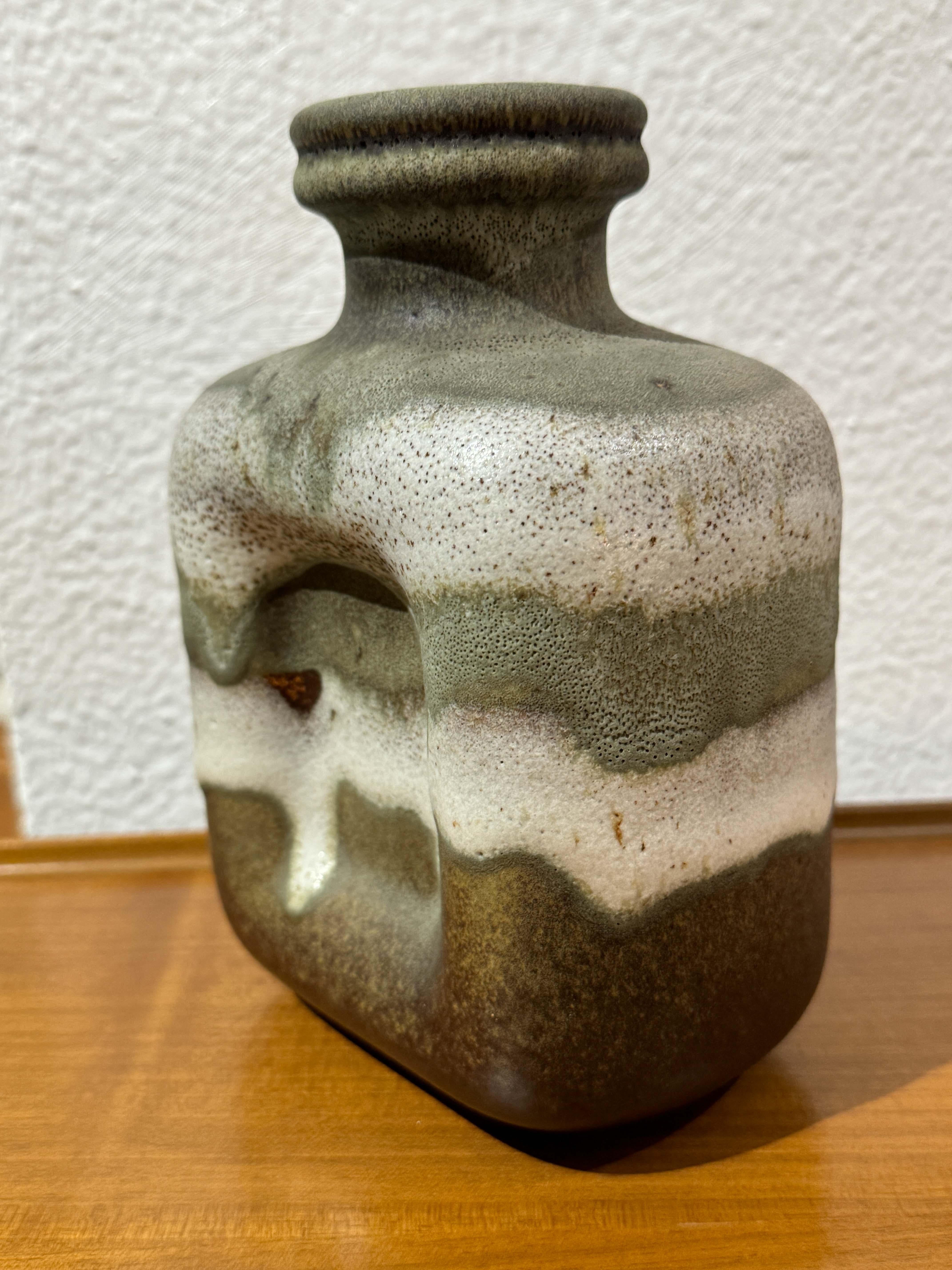 Milieu du XXe siècle Vase en céramique Keramik Steuler du milieu du siècle dernier