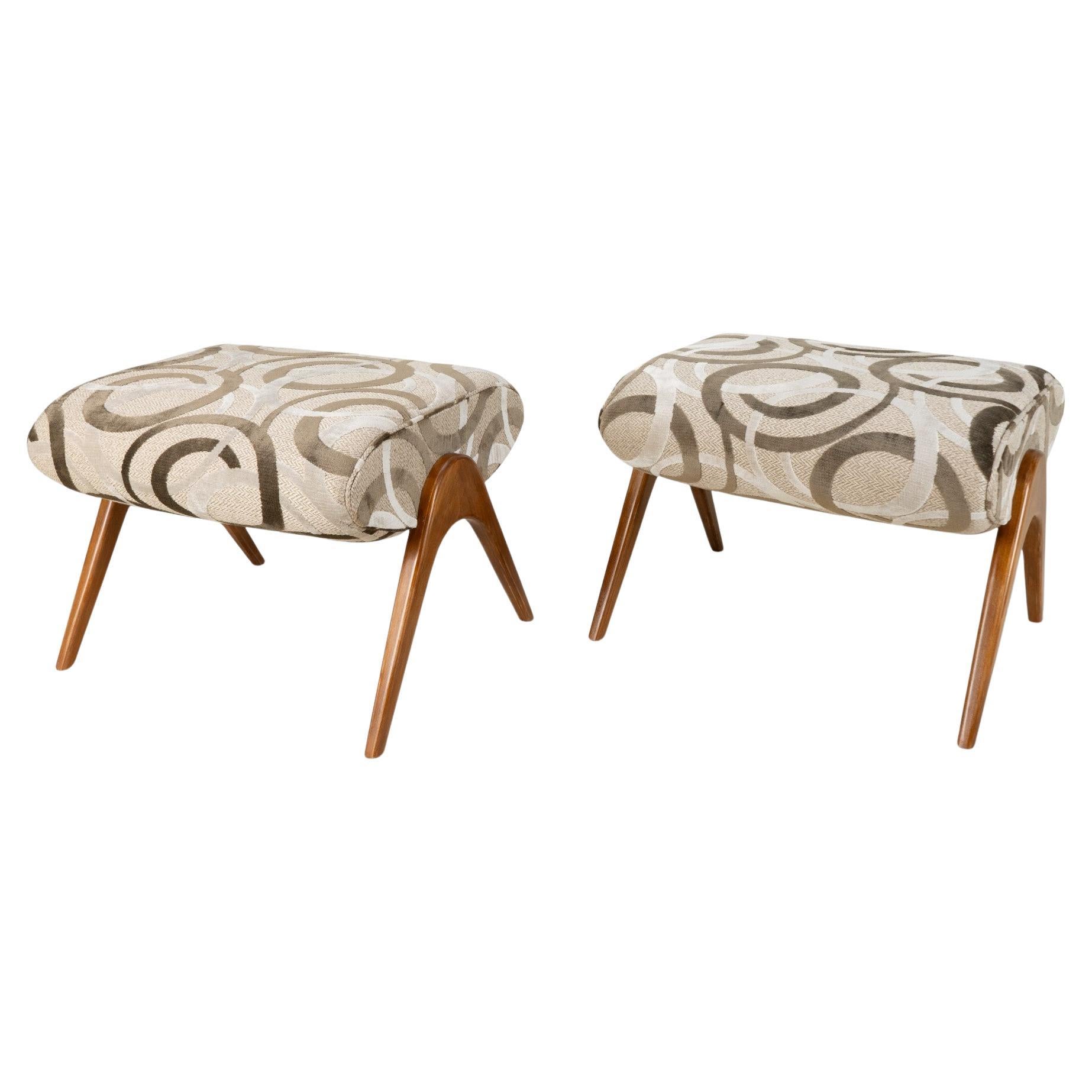 A Mid-Century Style Ottoman with Walnut Legs