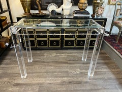 Consola de lucita con inserciones de cristal de mediados del siglo XX